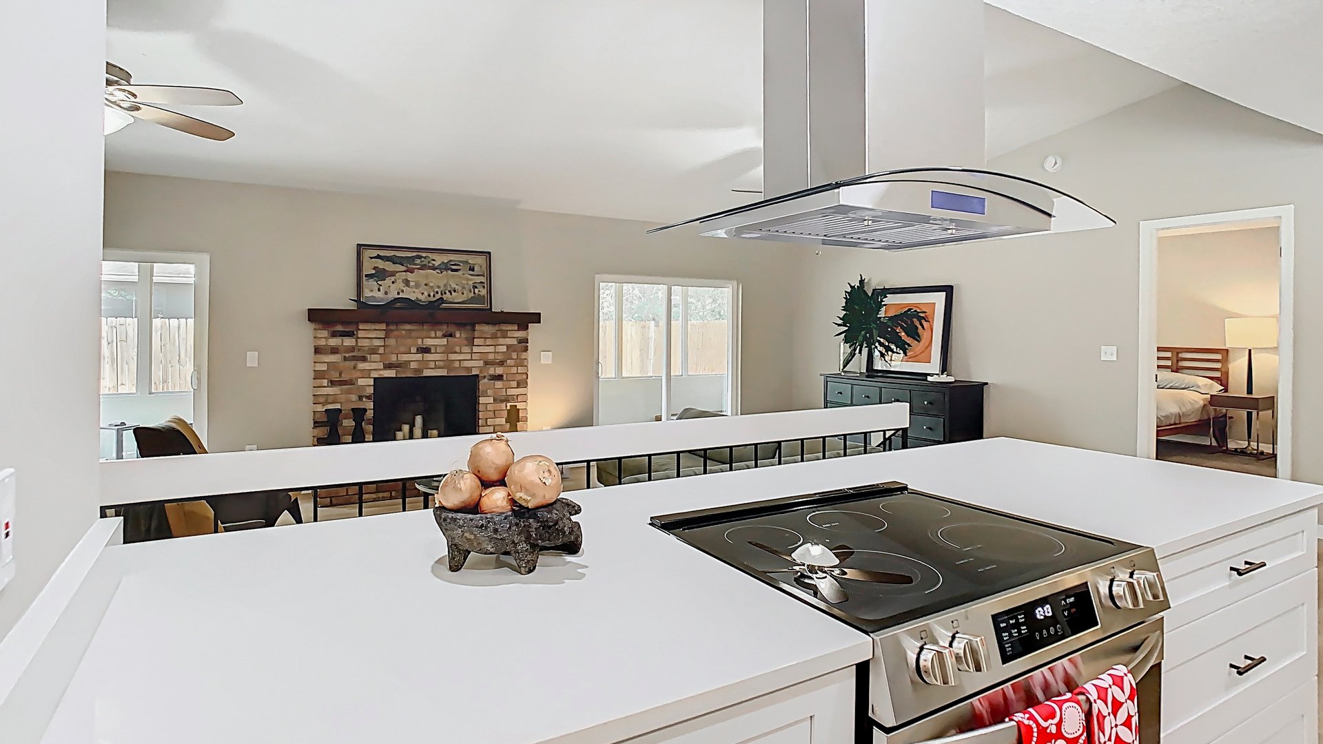 Spacious Open Concept Home in Winter Springs