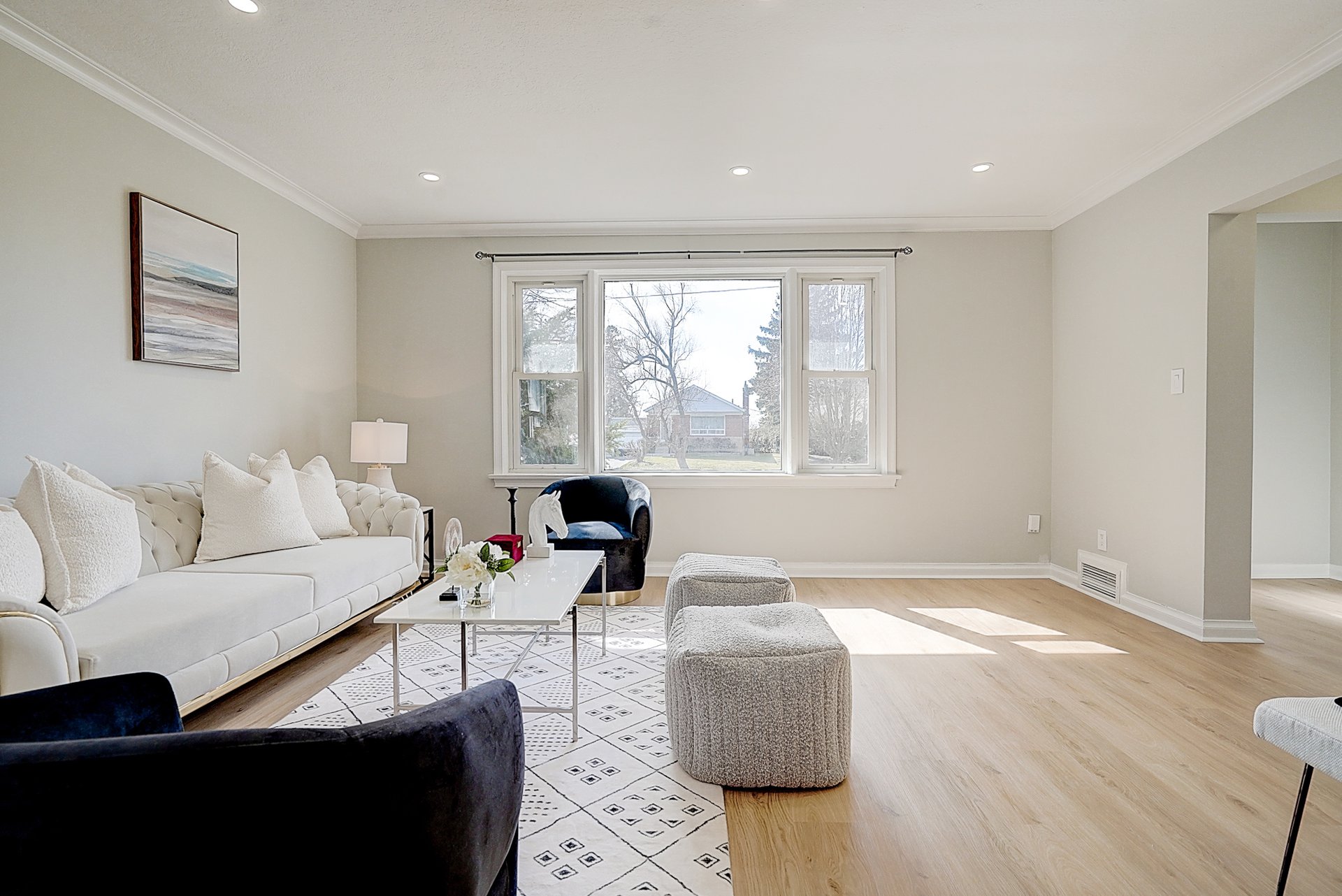 8 Bellvare Crescent, Toronto