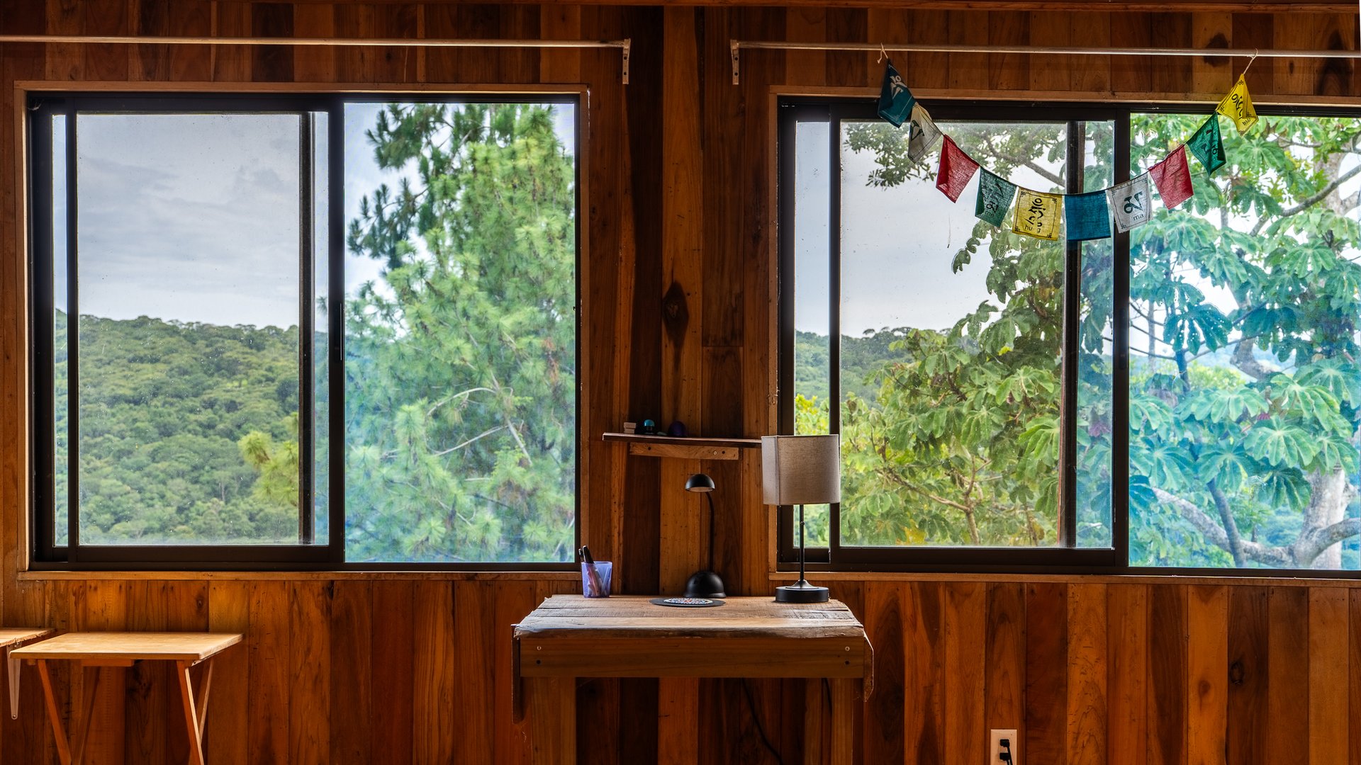 Mountain Home with Guest Cabin & Additional Building Site Near Nauyaca Waterfalls