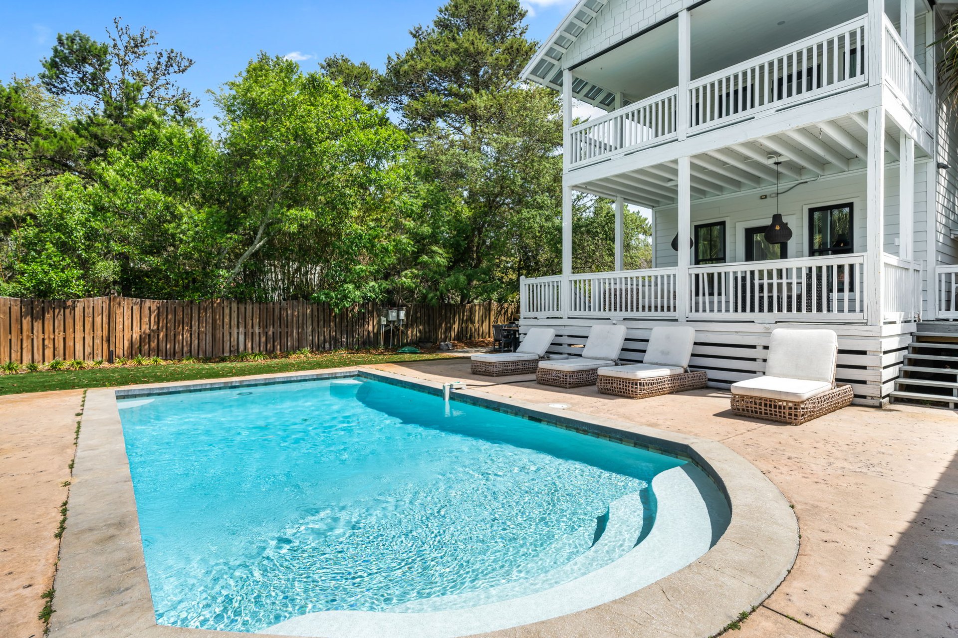 111 Crescent Road