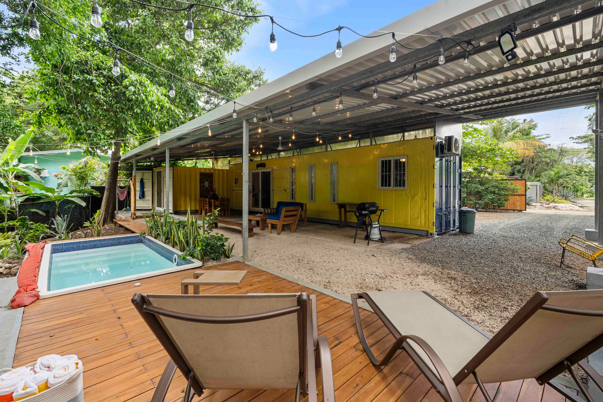 Casa Lemonpaloosa | Very Private Container Home!