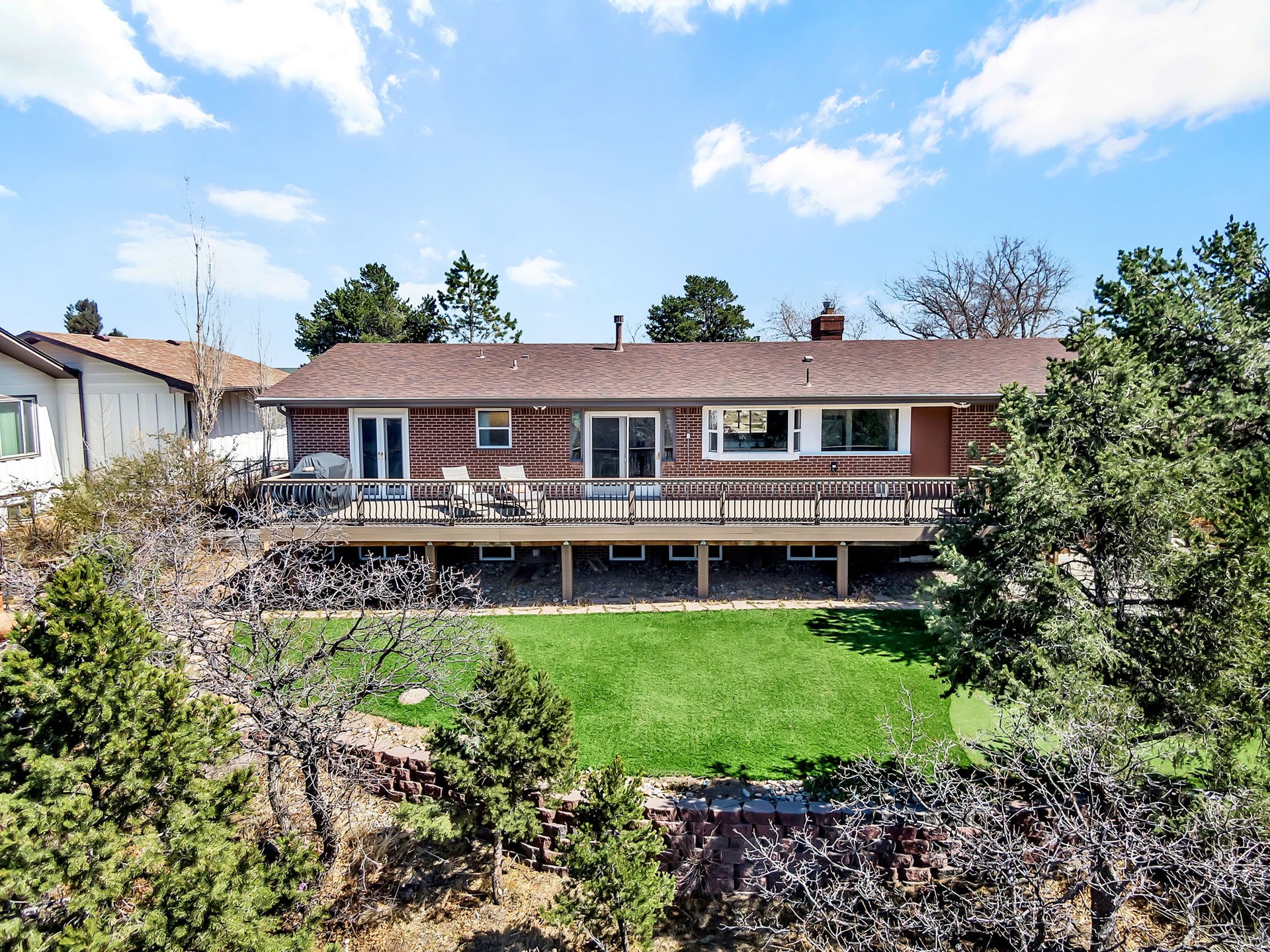 214 Crystal Hills Boulevard