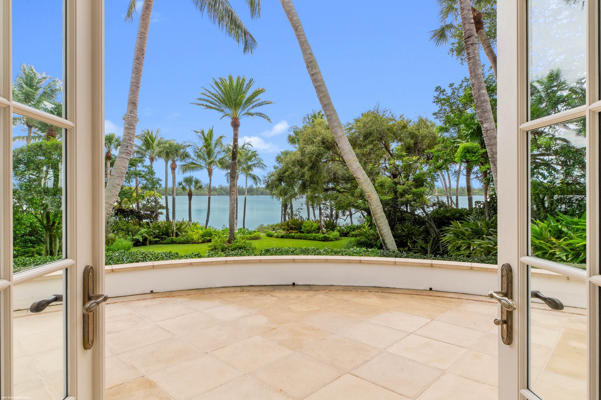 116 Gomez Rd