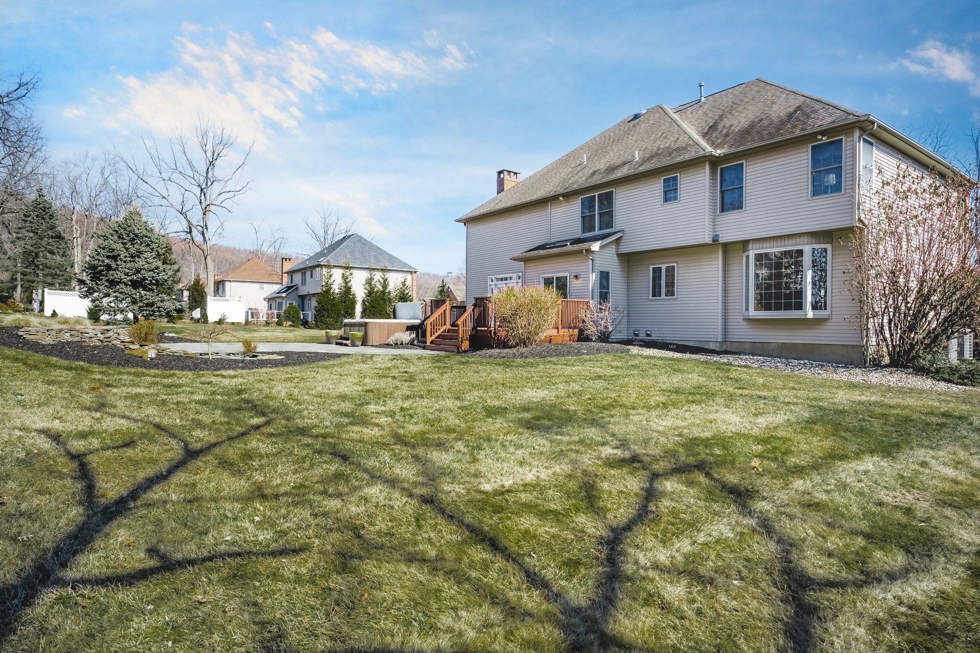 2098 Fieldstone Drive