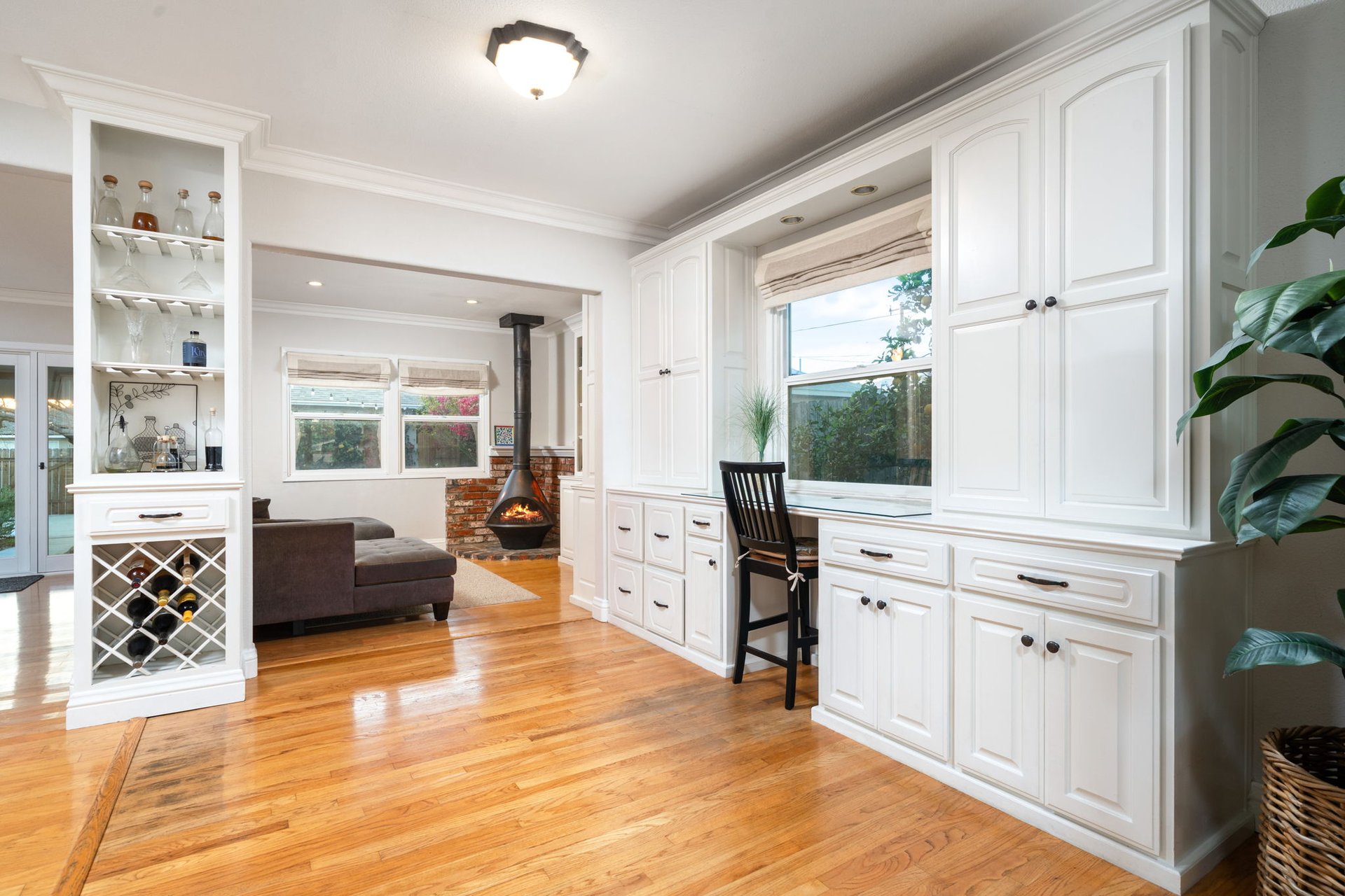 1219 Winston Court