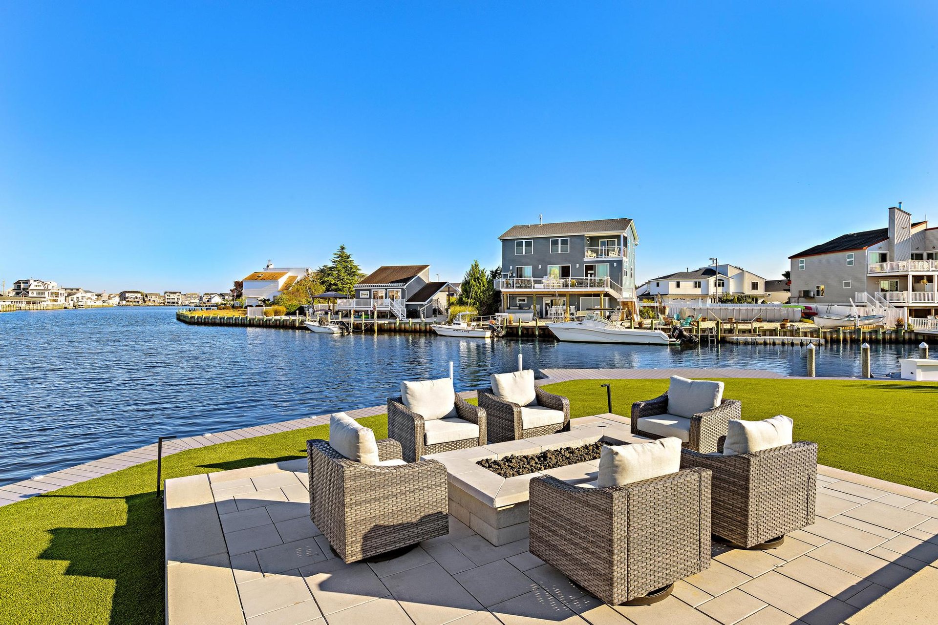 198 Bernard Drive, Manahawkin