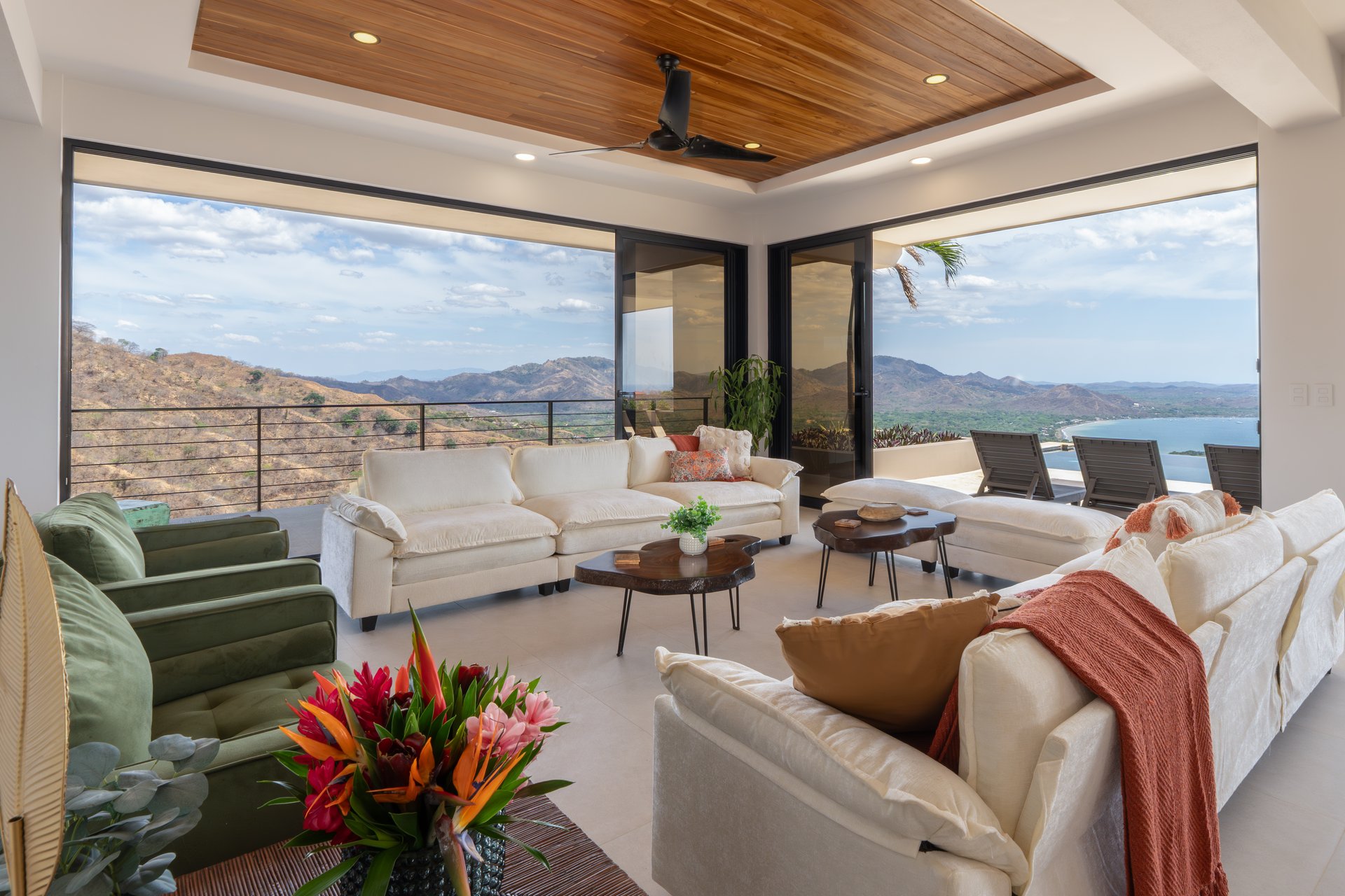 Casa Vista Escondida | 5 Bedroom Ocean View Estate with Seller Financing & Additional Lot in Playa Potrero Costa Rica