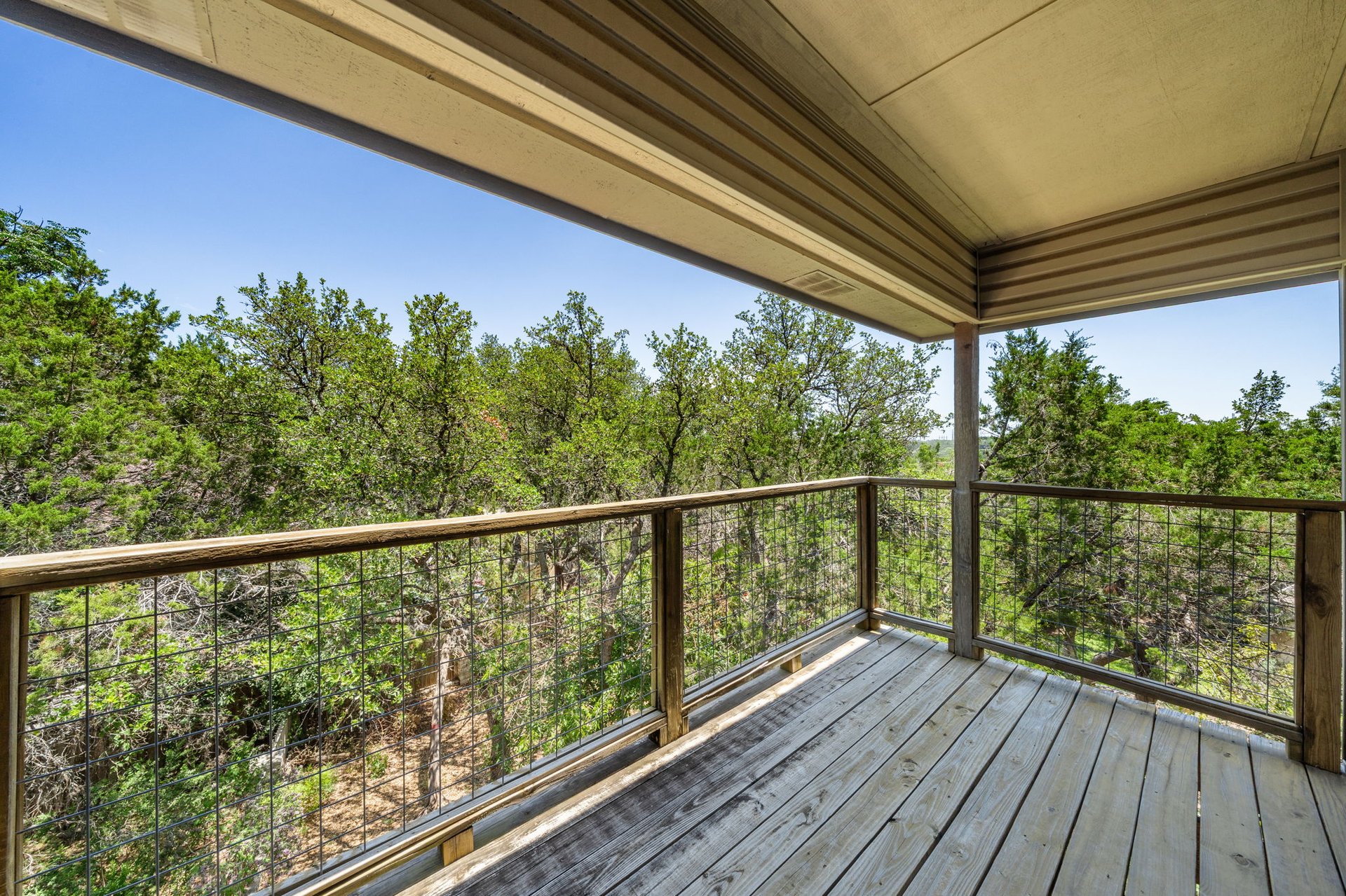 Hidden Lakeway Retreat | Full of Potential + Exclusive Buyer & Agent Incentives
