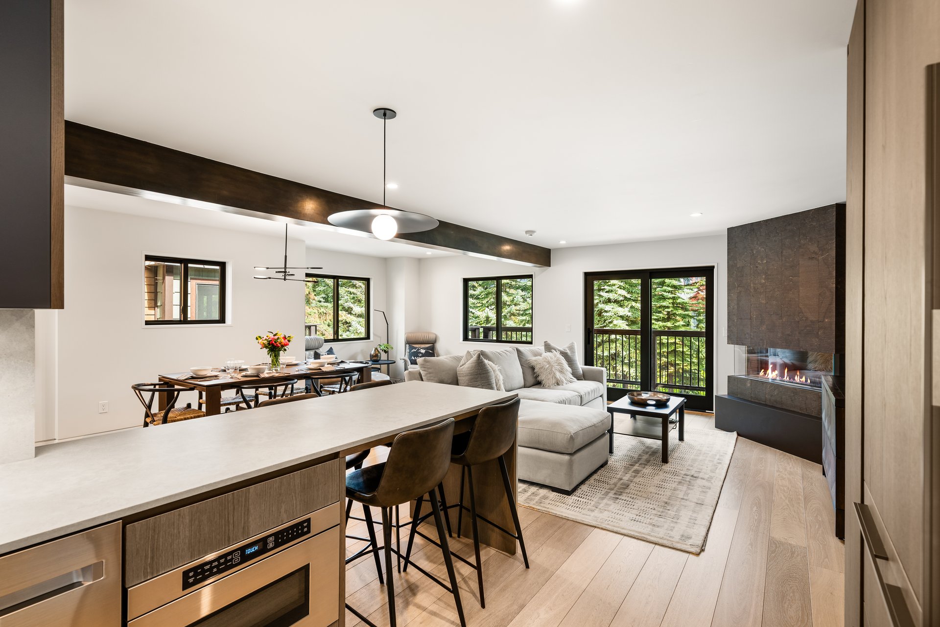 Slopeside Sophistication