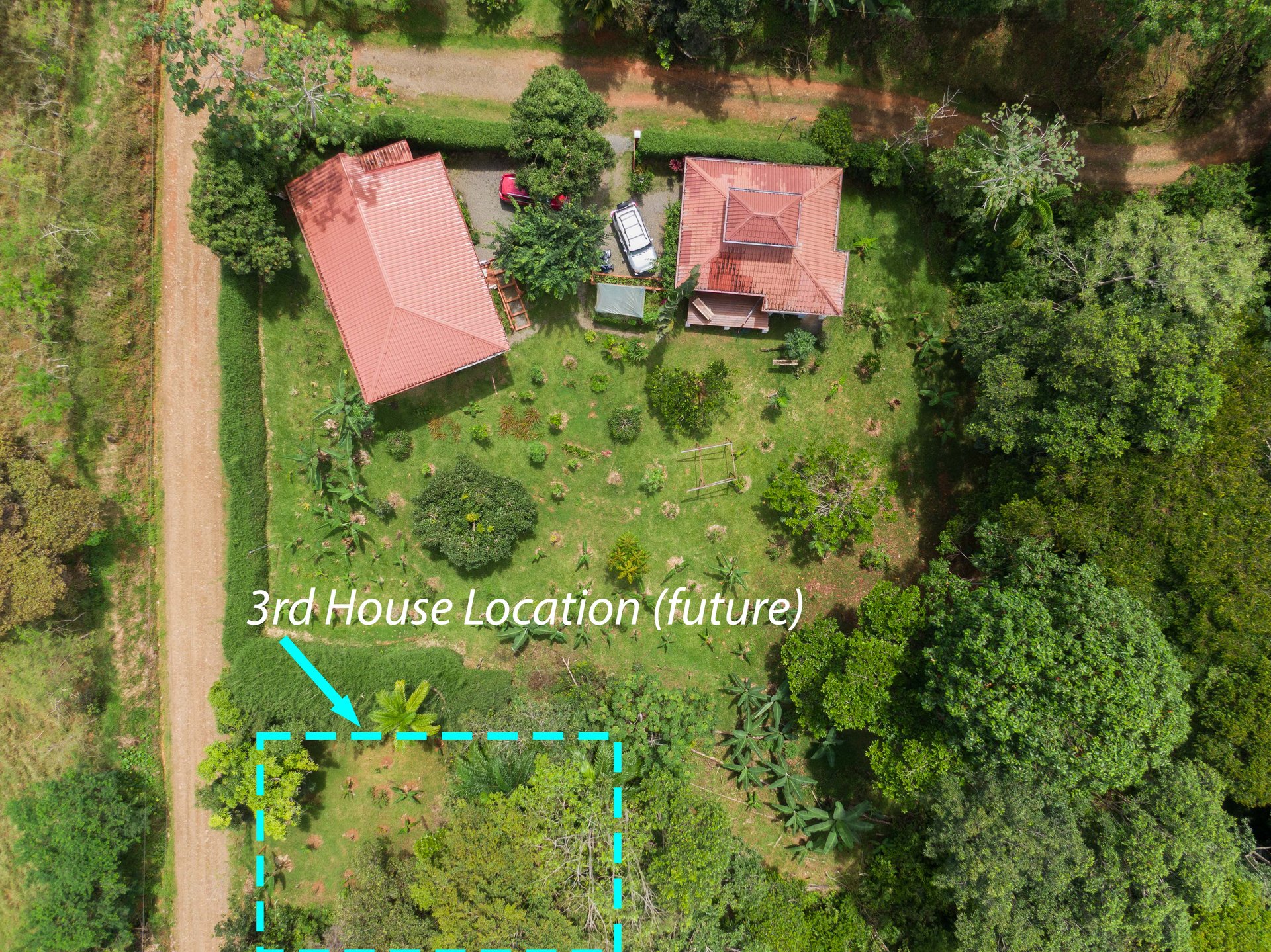 Tinamastes Eco Orchard | Creekside 2BR Home + Studio Casita