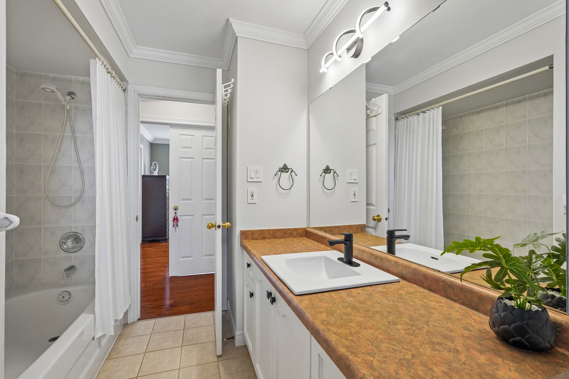 Beautiful Family Home in Sought-After Westmount