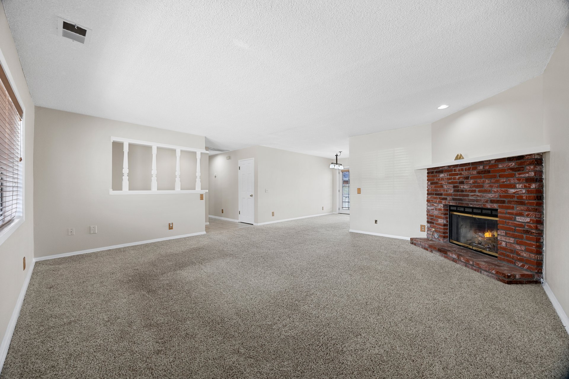 Charming Cul-de-Sac Home in East Golden Hills – 21941 Fig Court