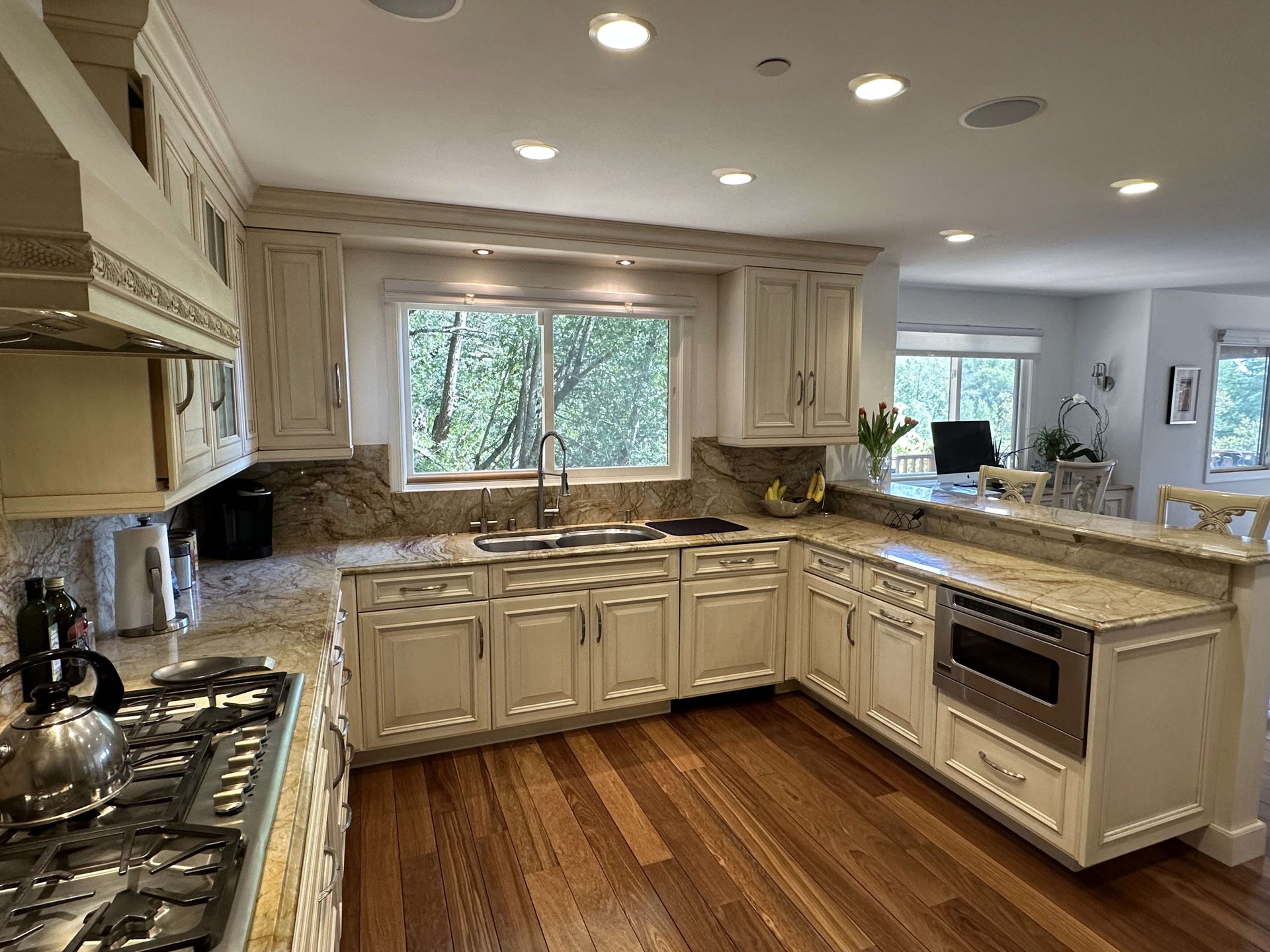 Montecito Heights Home on 1/2 Acre