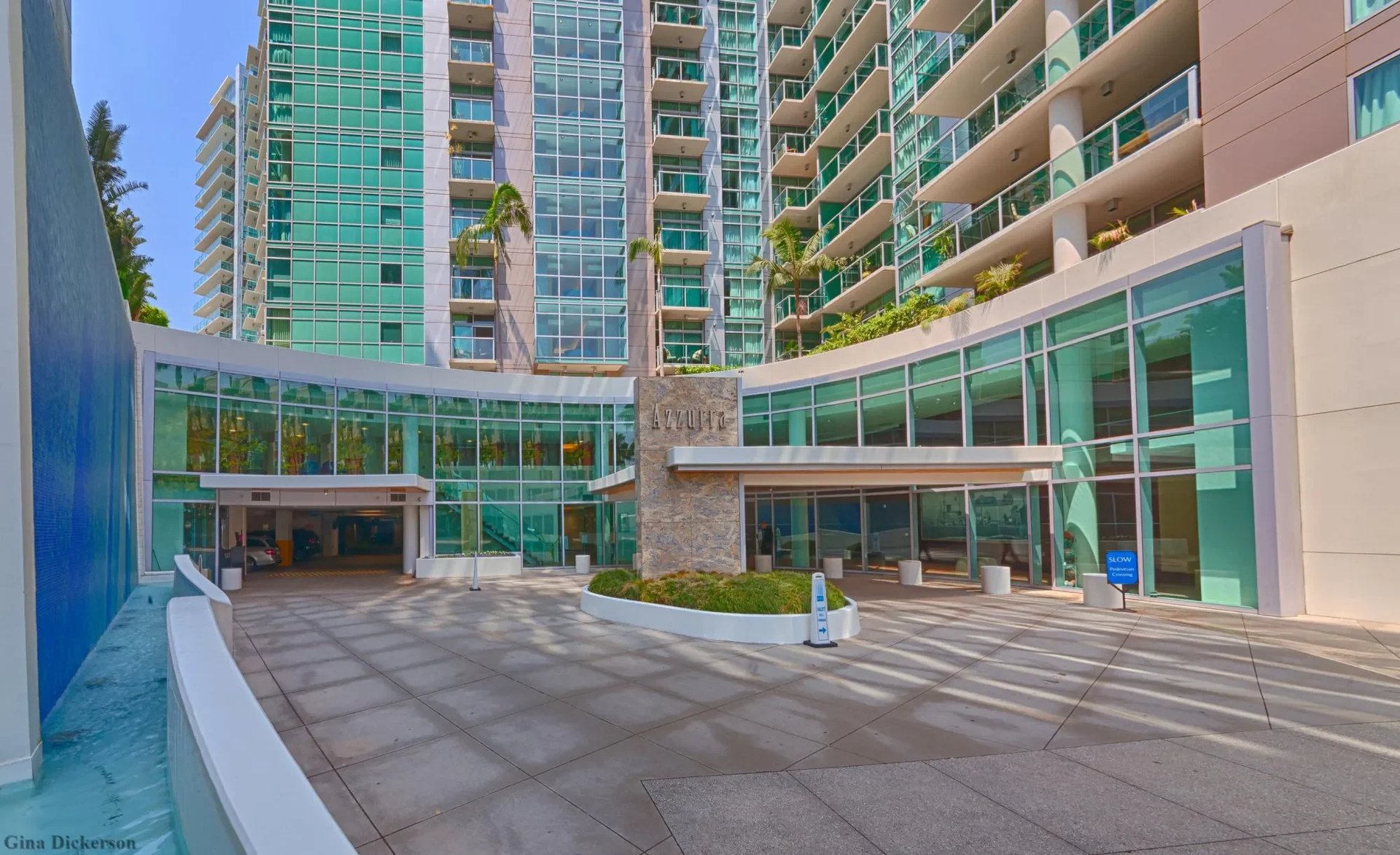 13700 Marina Pointe Dr, 317