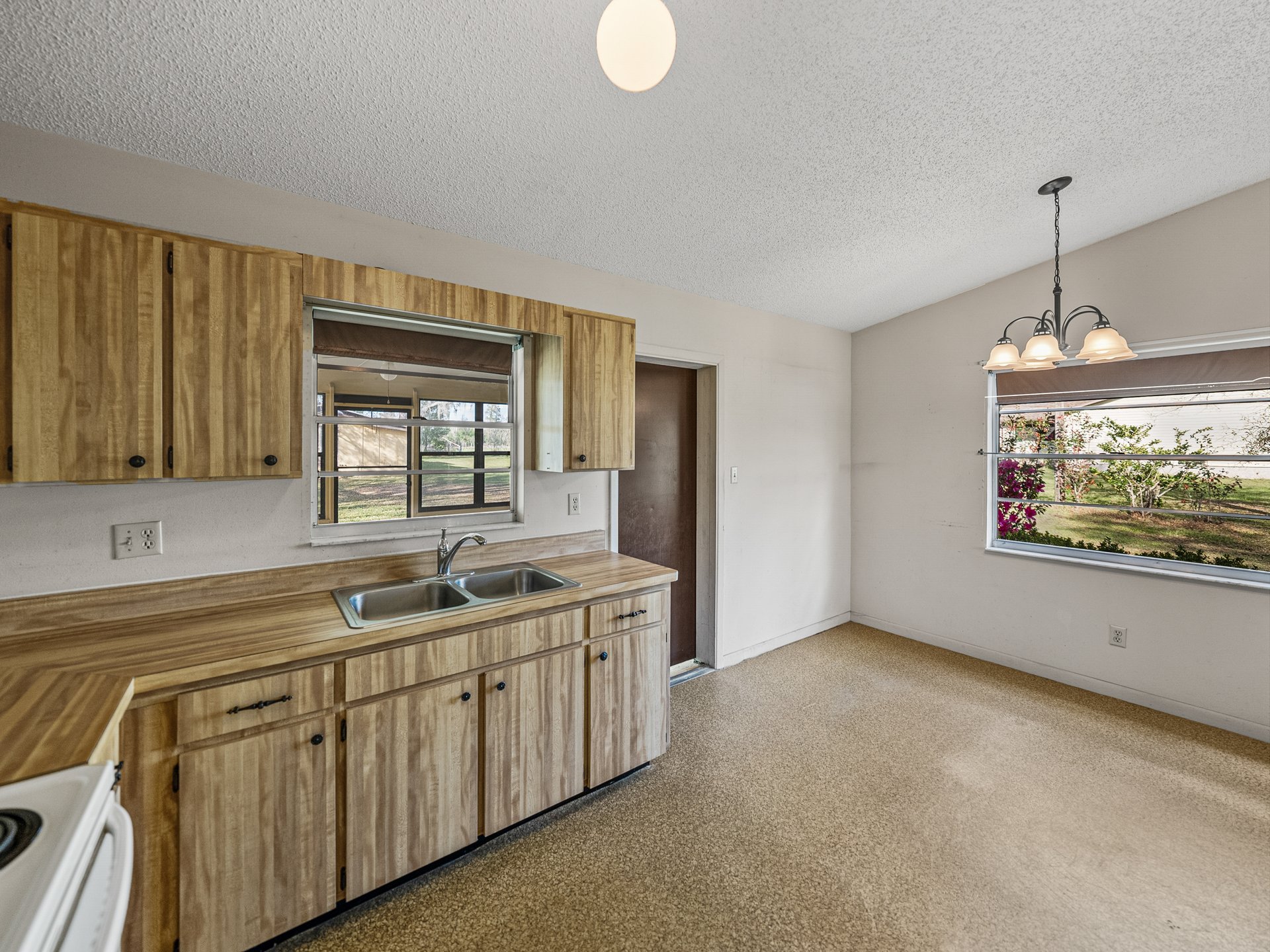 38847 CENTENNIAL RD
