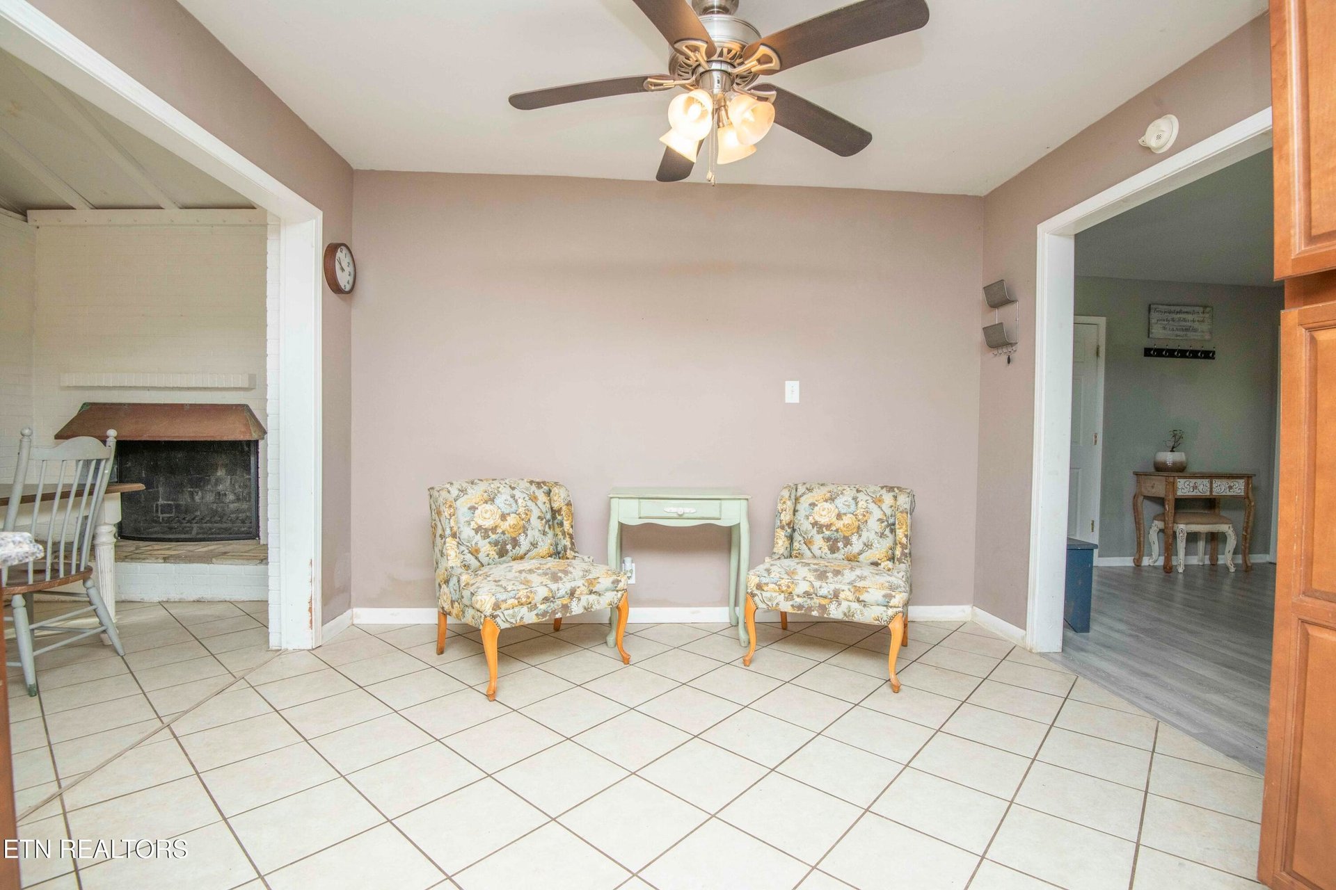 1212 Pilleaux Dr