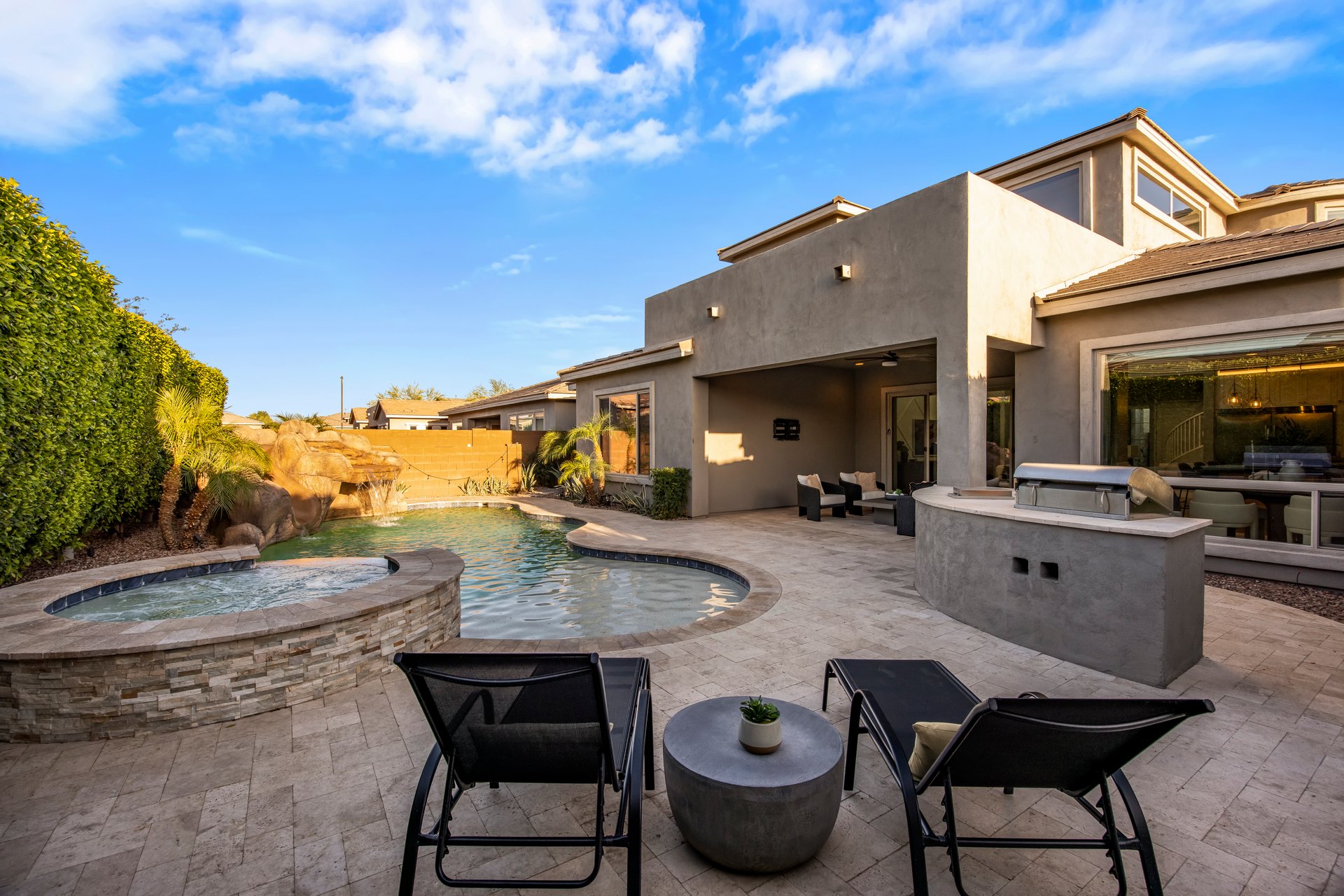 3020 E LOS GATOS Drive