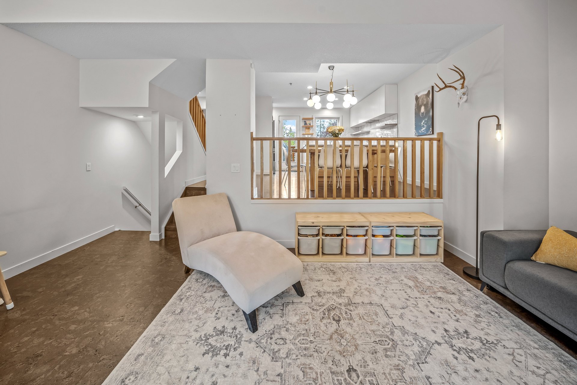 1022 Rundleview Drive Unit: 27