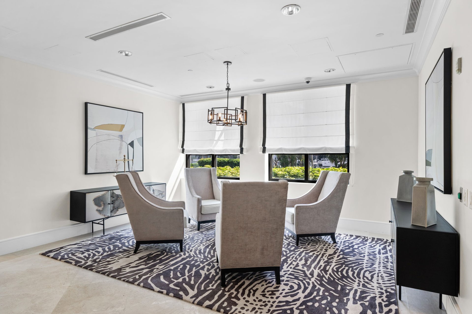 The Symphony Residence 1013N