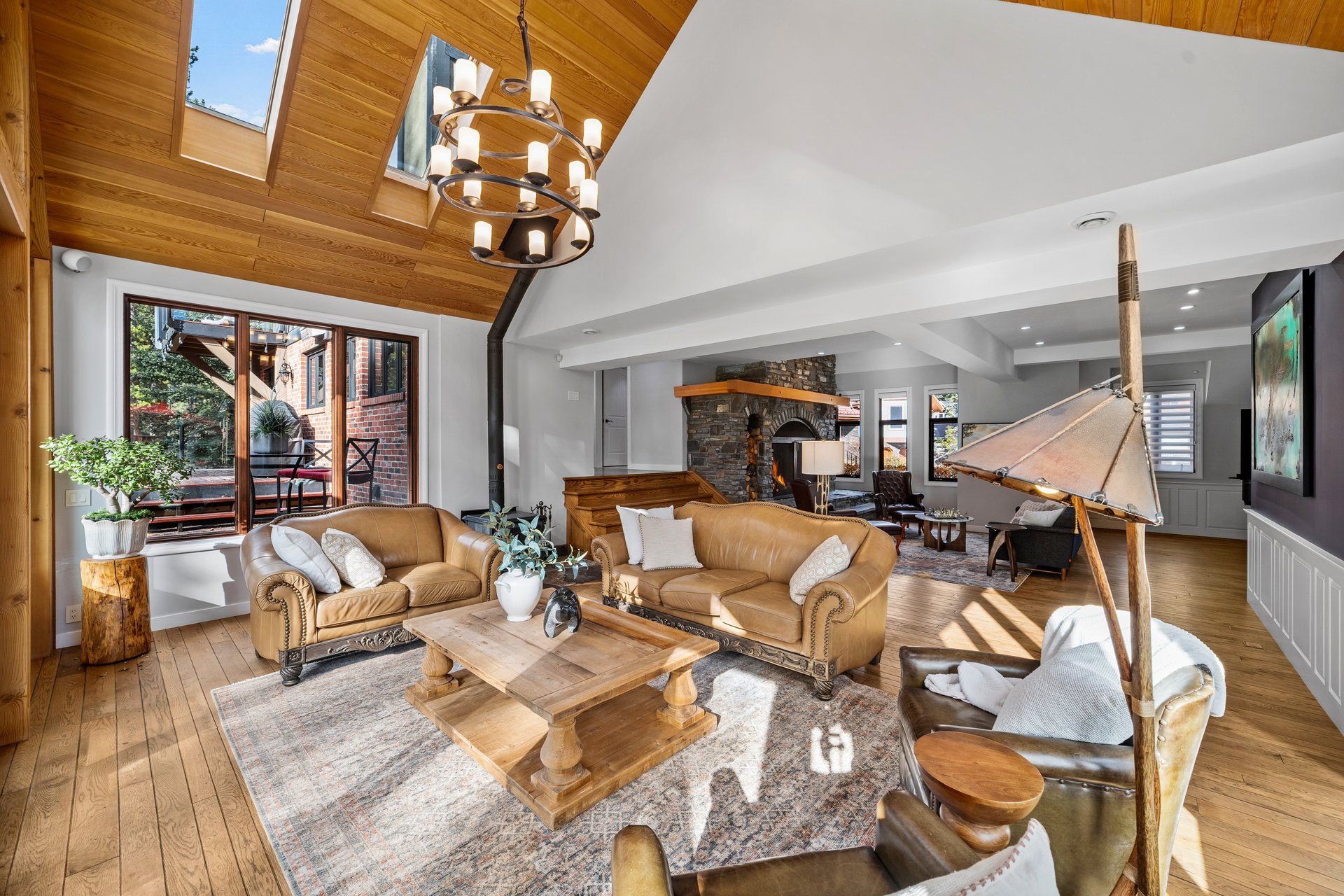 AUCTION BIDDING OPEN: Bidding ends December 17th | 5 Woodside Lane