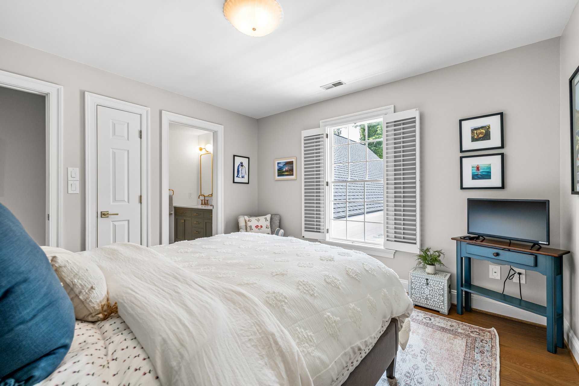 Waterford Colonial