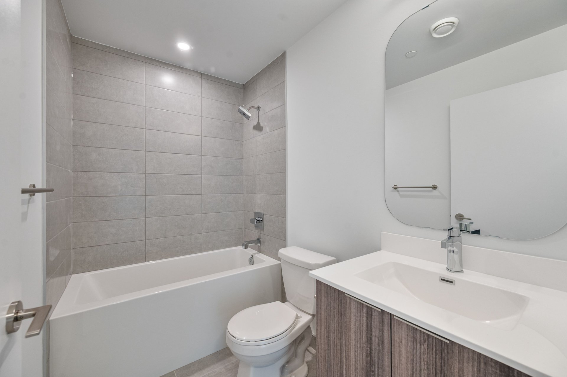 15 Richardson Street #729