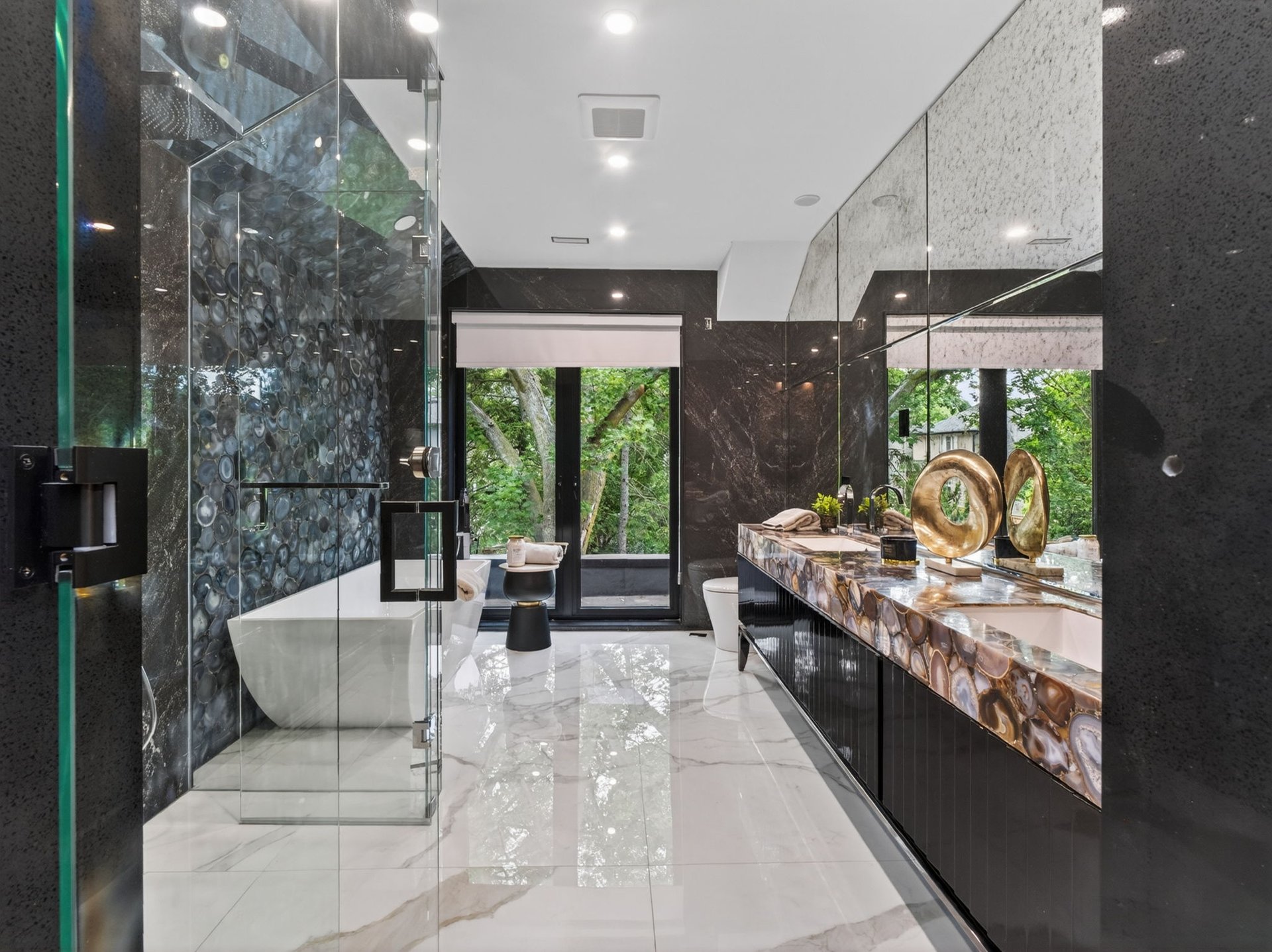 1477 Duncan Road