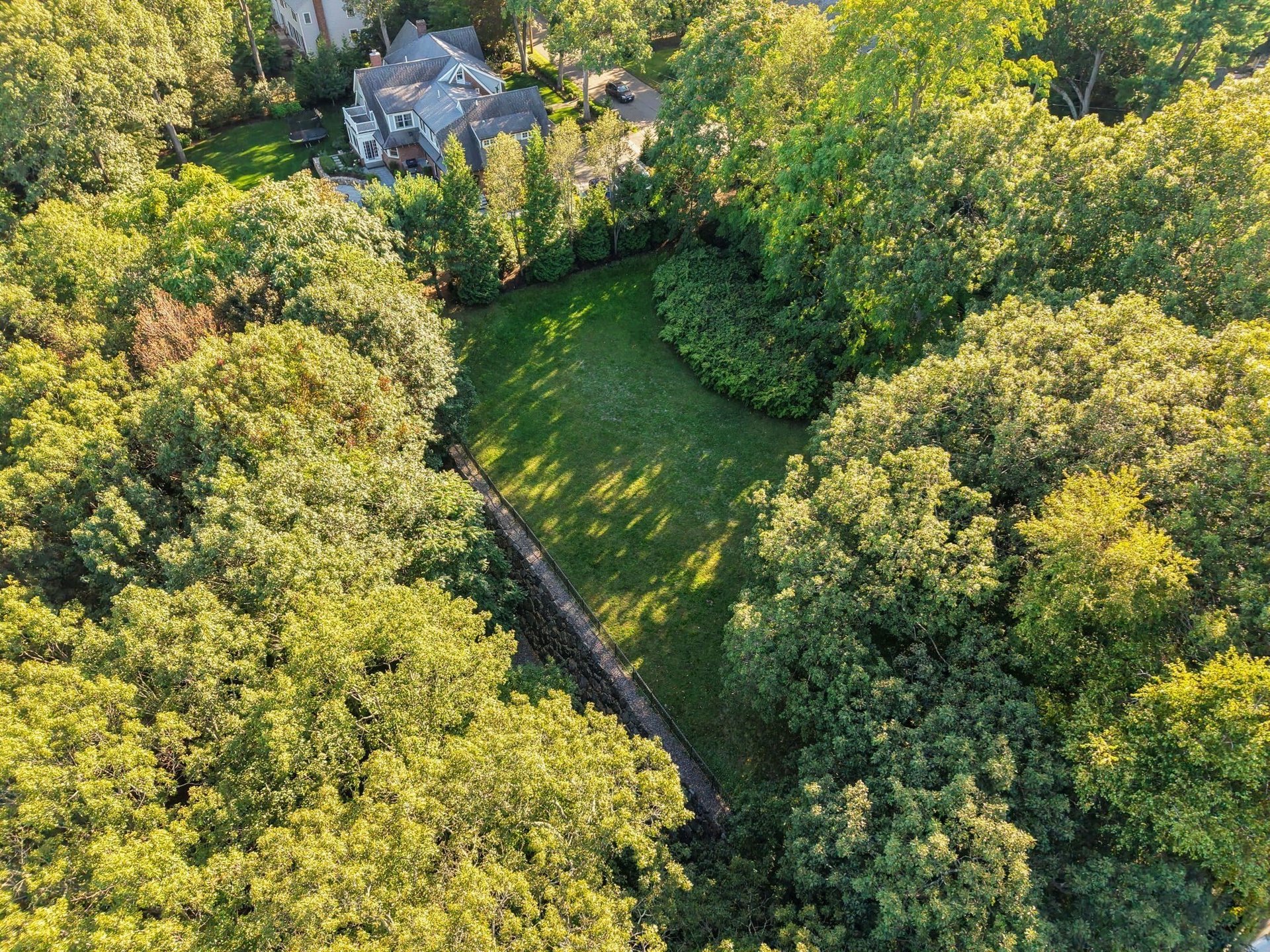 33 Boulder Road