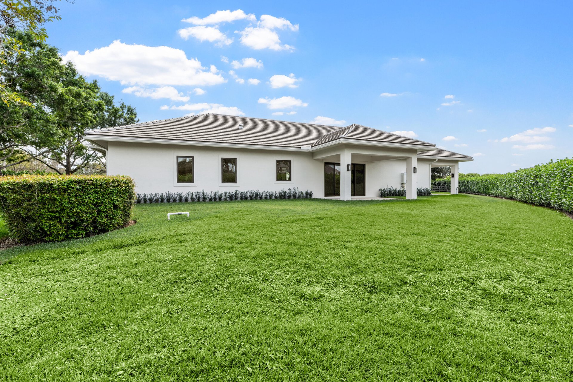 3585 Aiken Court