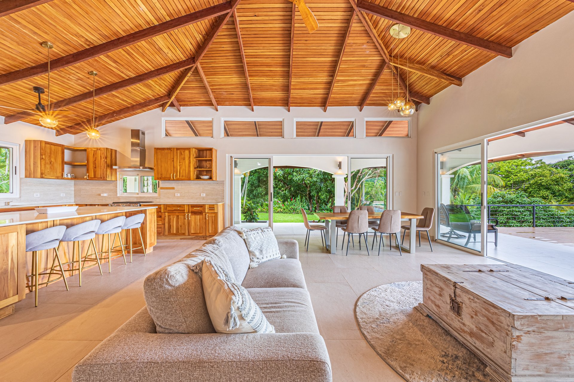 Gorgeous Hacienda-Style Home in Uvita with Ocean Views & in a Fantastic Location!!