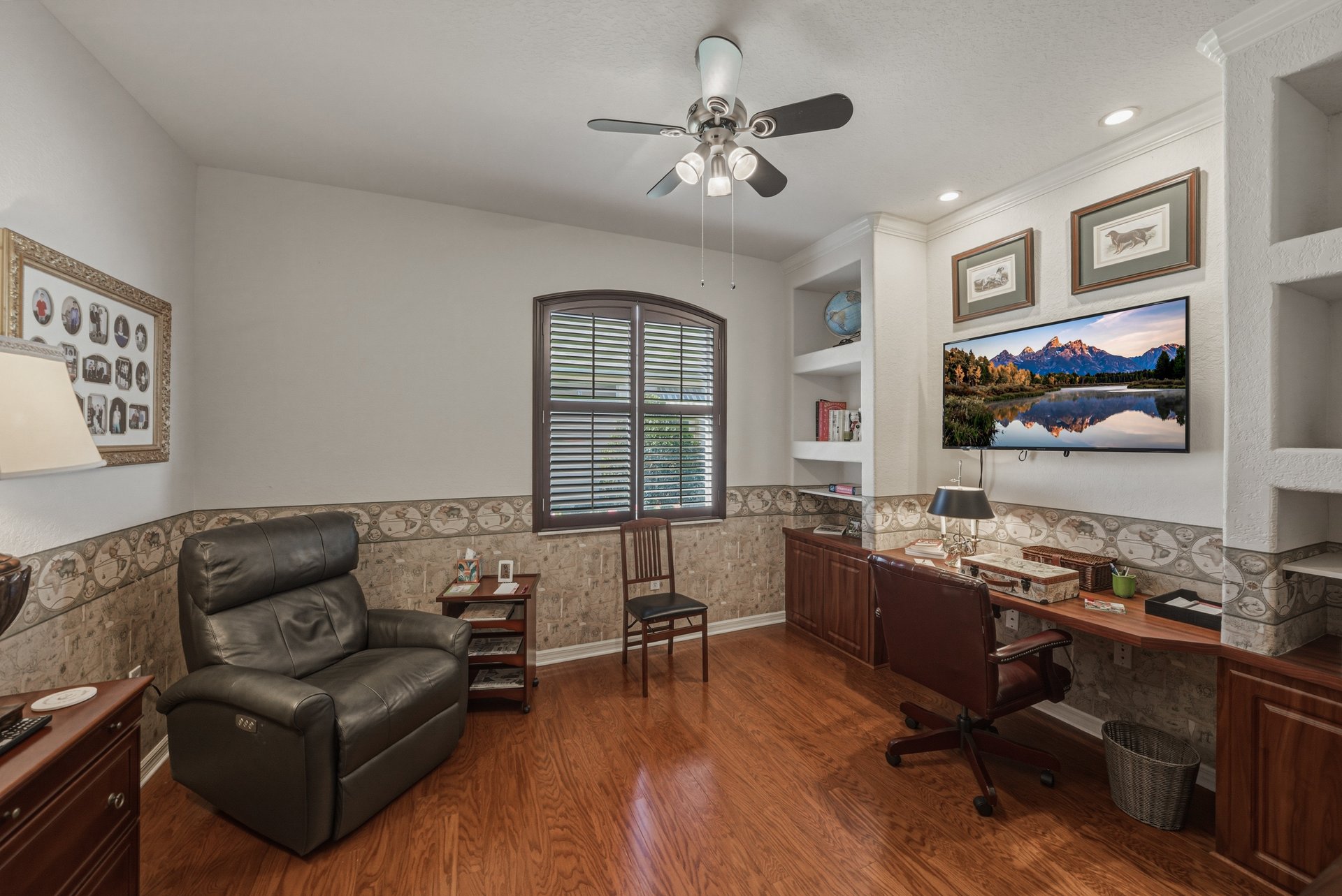 12410 WOODLANDS CIR