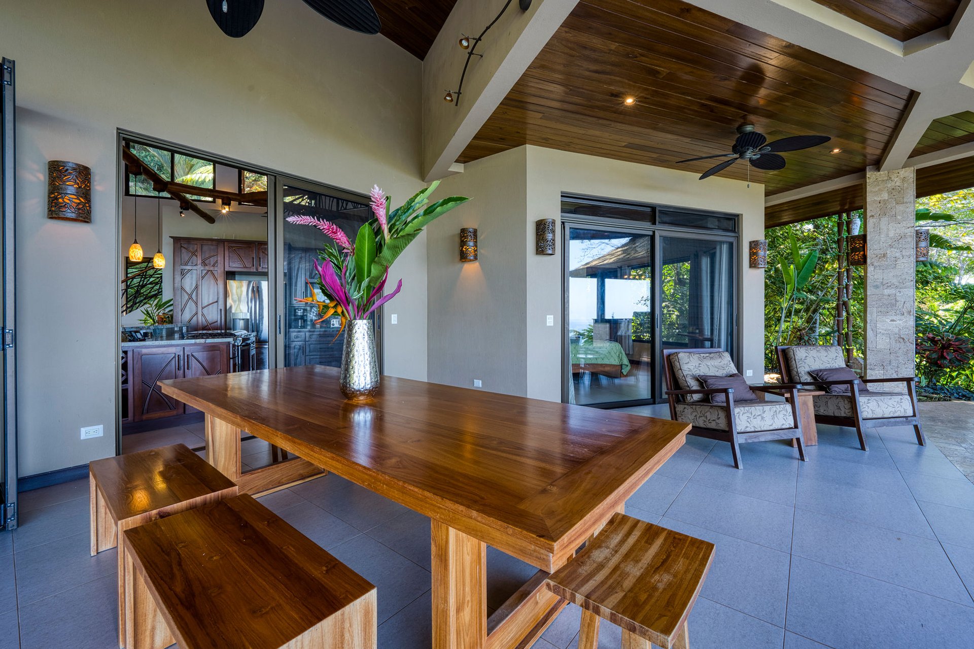 Casa Bambú – LUXURY 5 BEDROOM ESTATE WITH EXCEPTIONAL OCEAN VIEWS