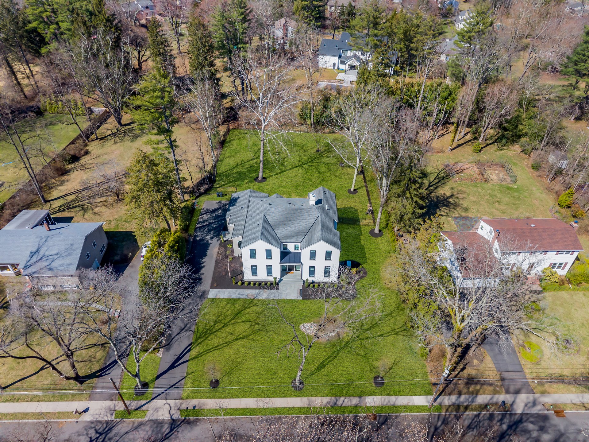27 Tyson Ln