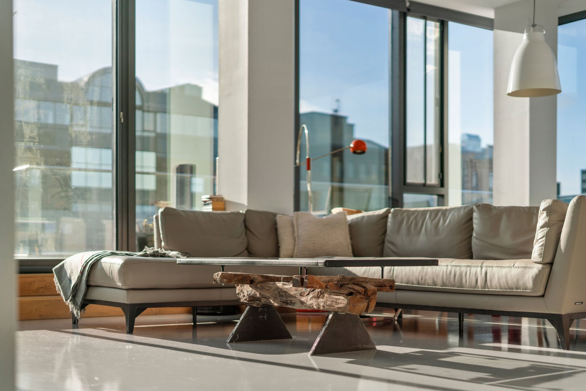346 Congress St. Unit: 701