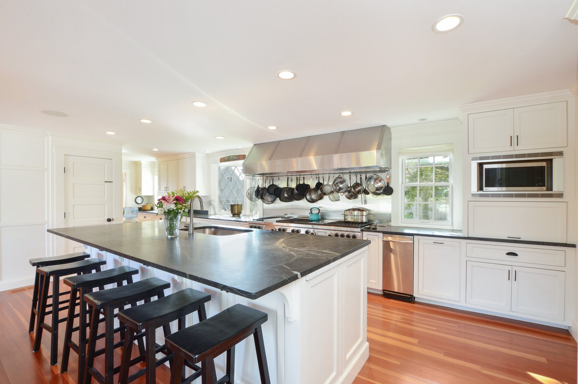Classic Hyannis Port Grandeur with Timeless Coastal Elegance