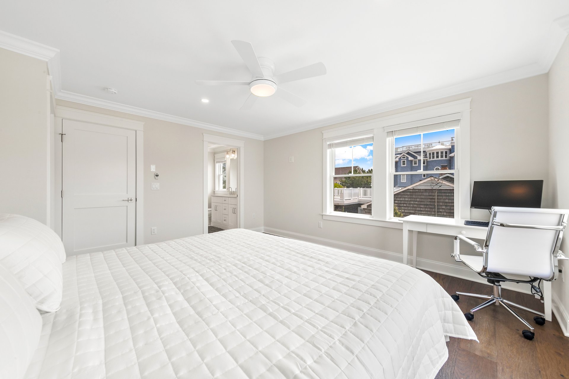 31 E 37th Street