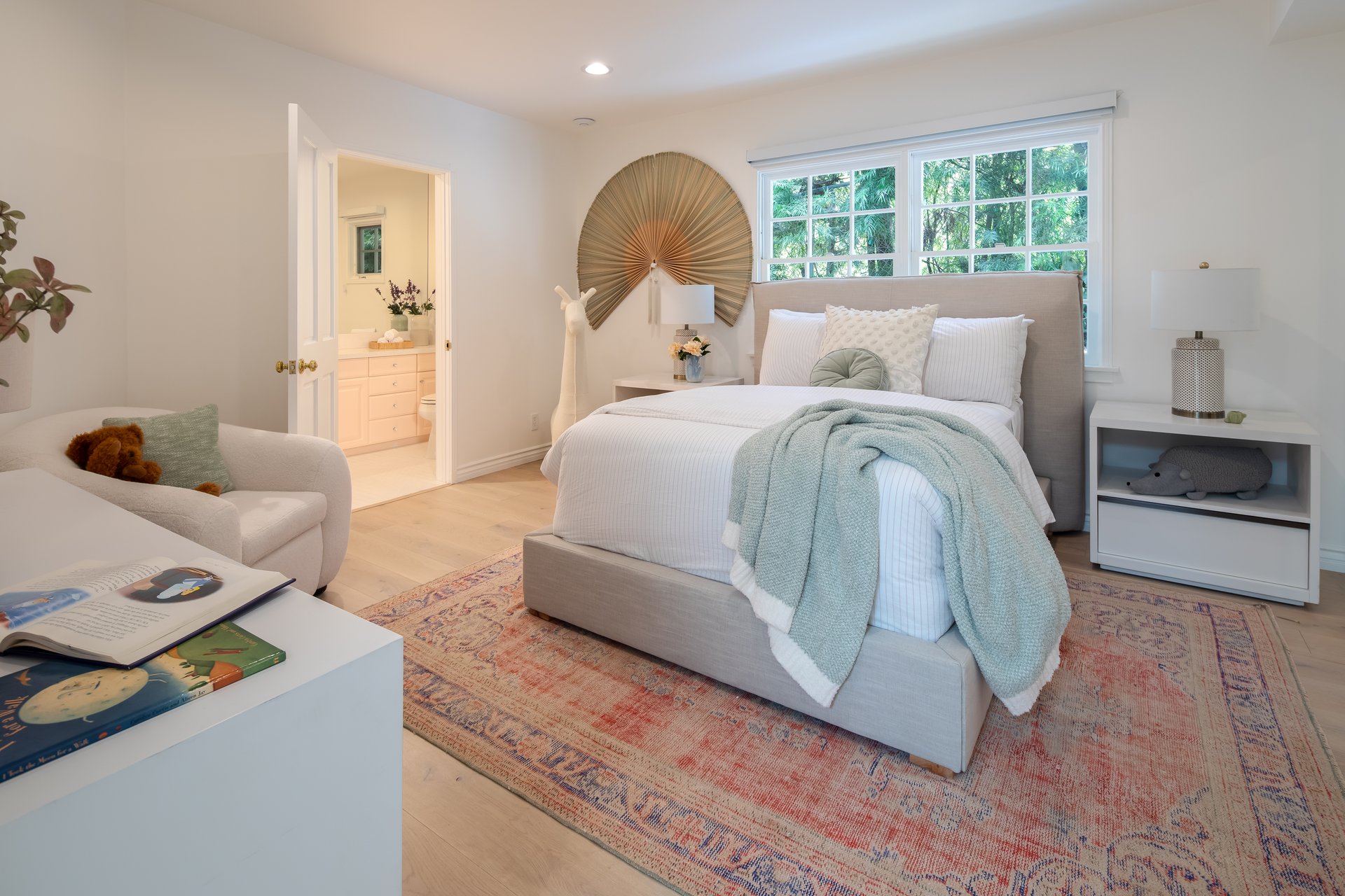 1134 San Ysidro Dr, Beverly Hills 