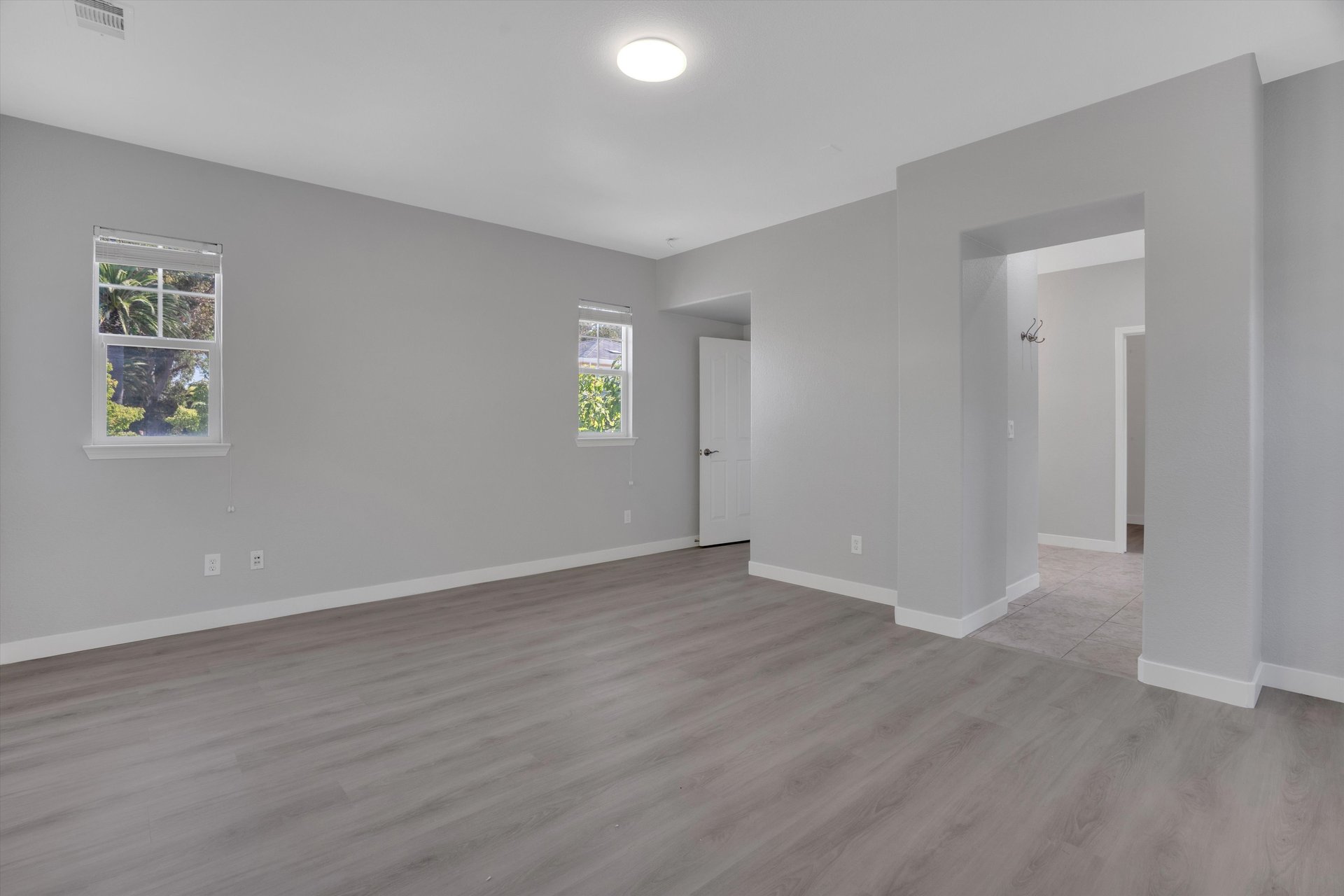 Glen Cove Beauty with View