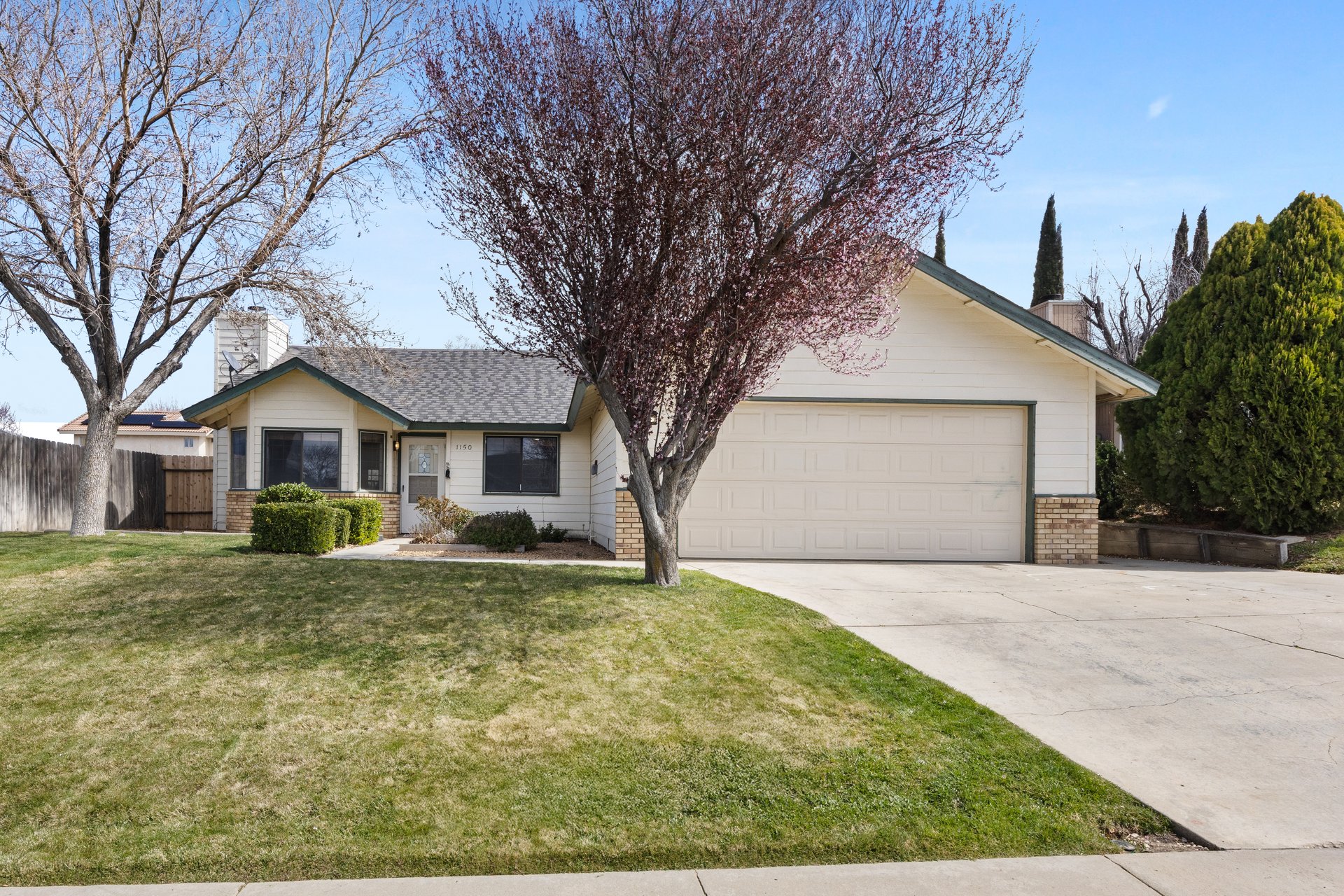 Charming Downtown Tehachapi Home – 1150 Magnolia Court