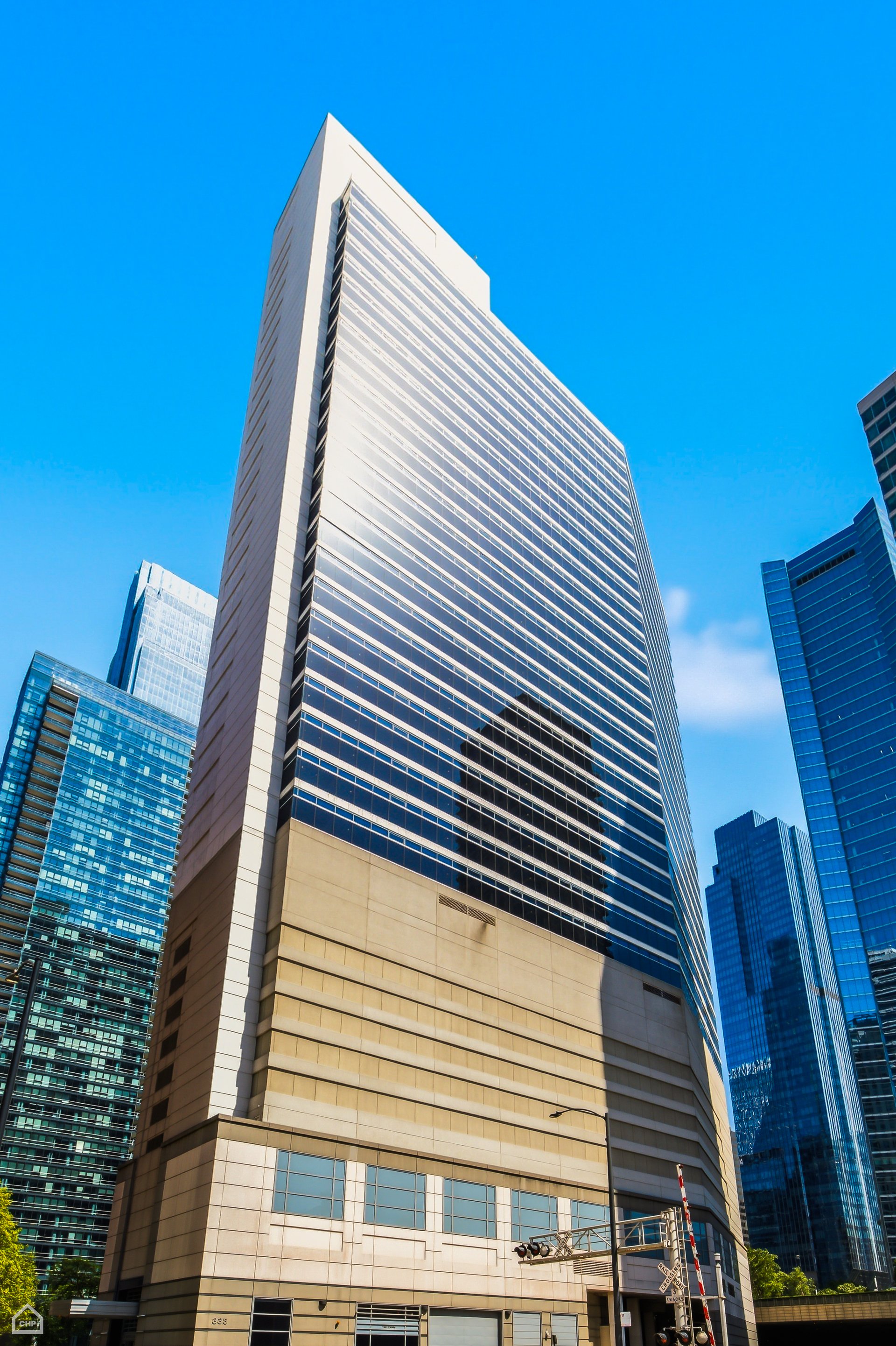 333 N Canal Street 