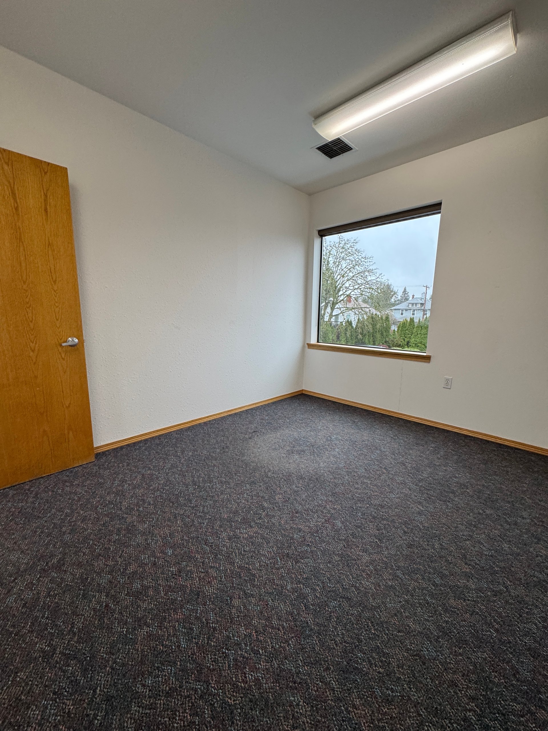 Lease Downtown McMinnville Office Space