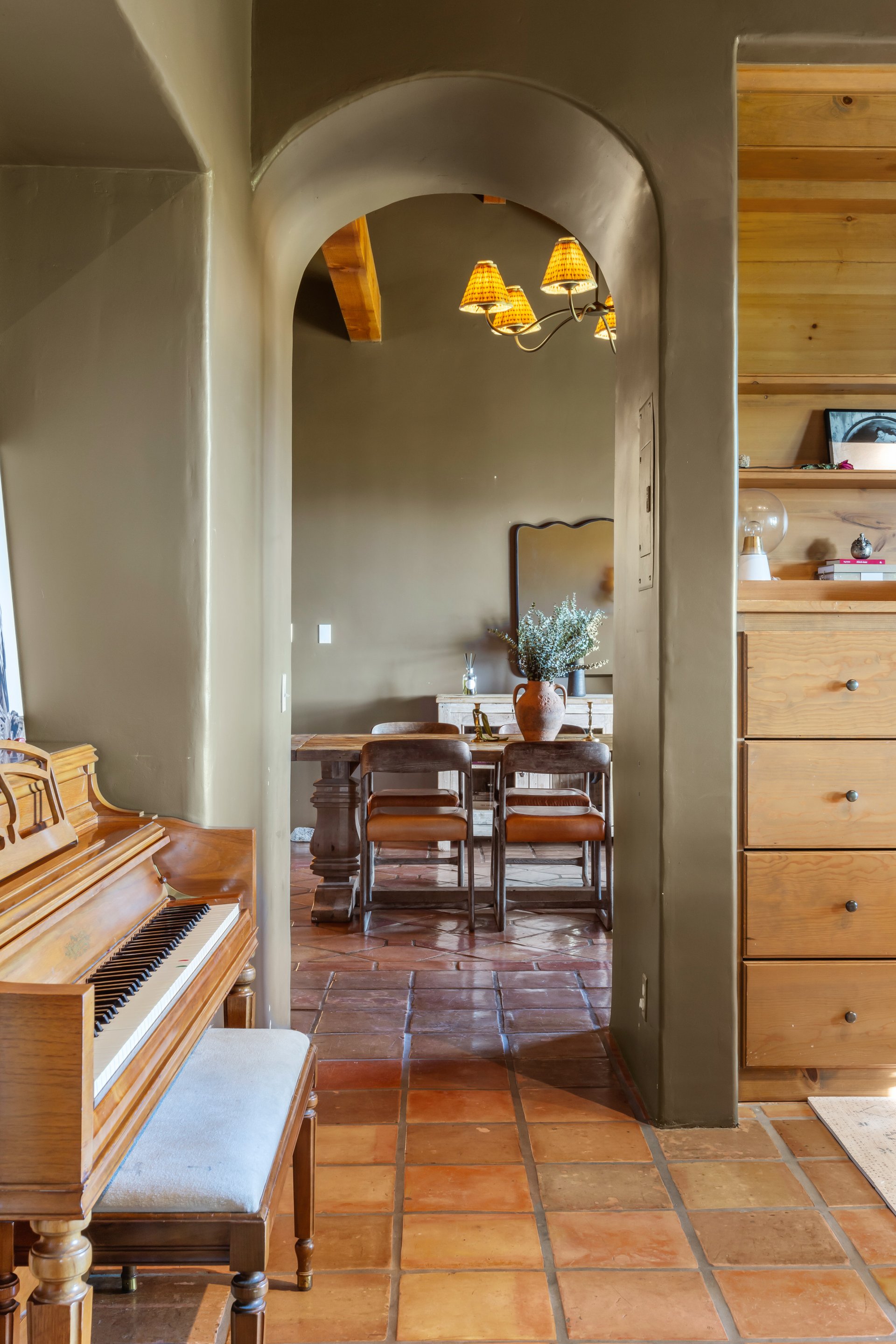 22 Acres of Timeless California Living