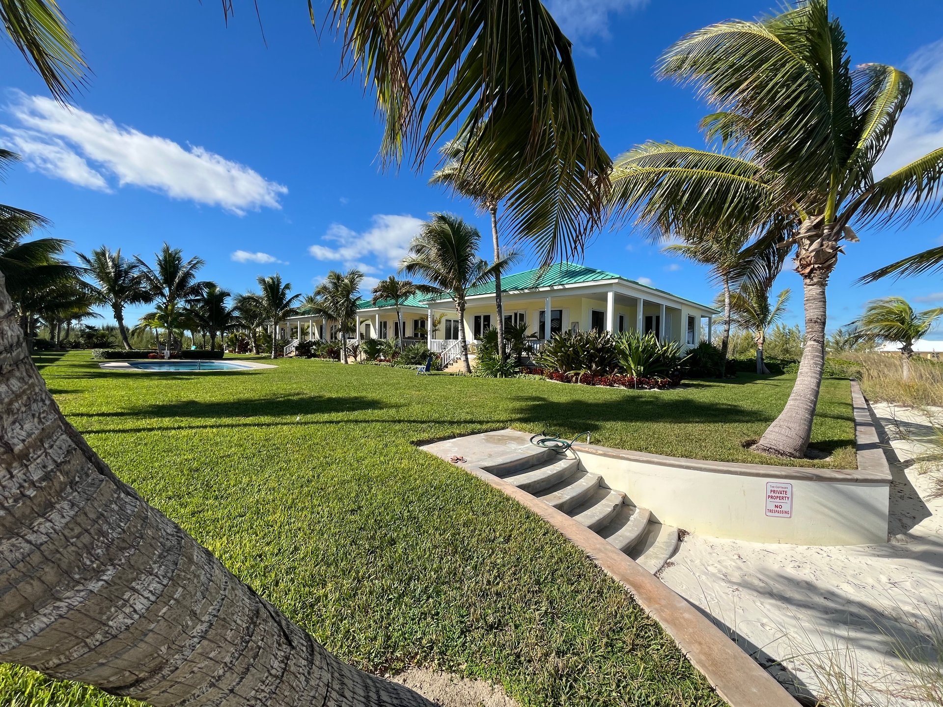 #10 The Cottages