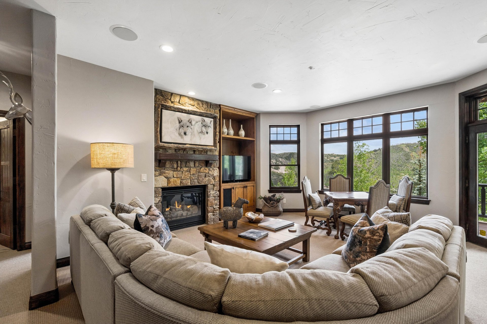 35 Stag Gulch Court