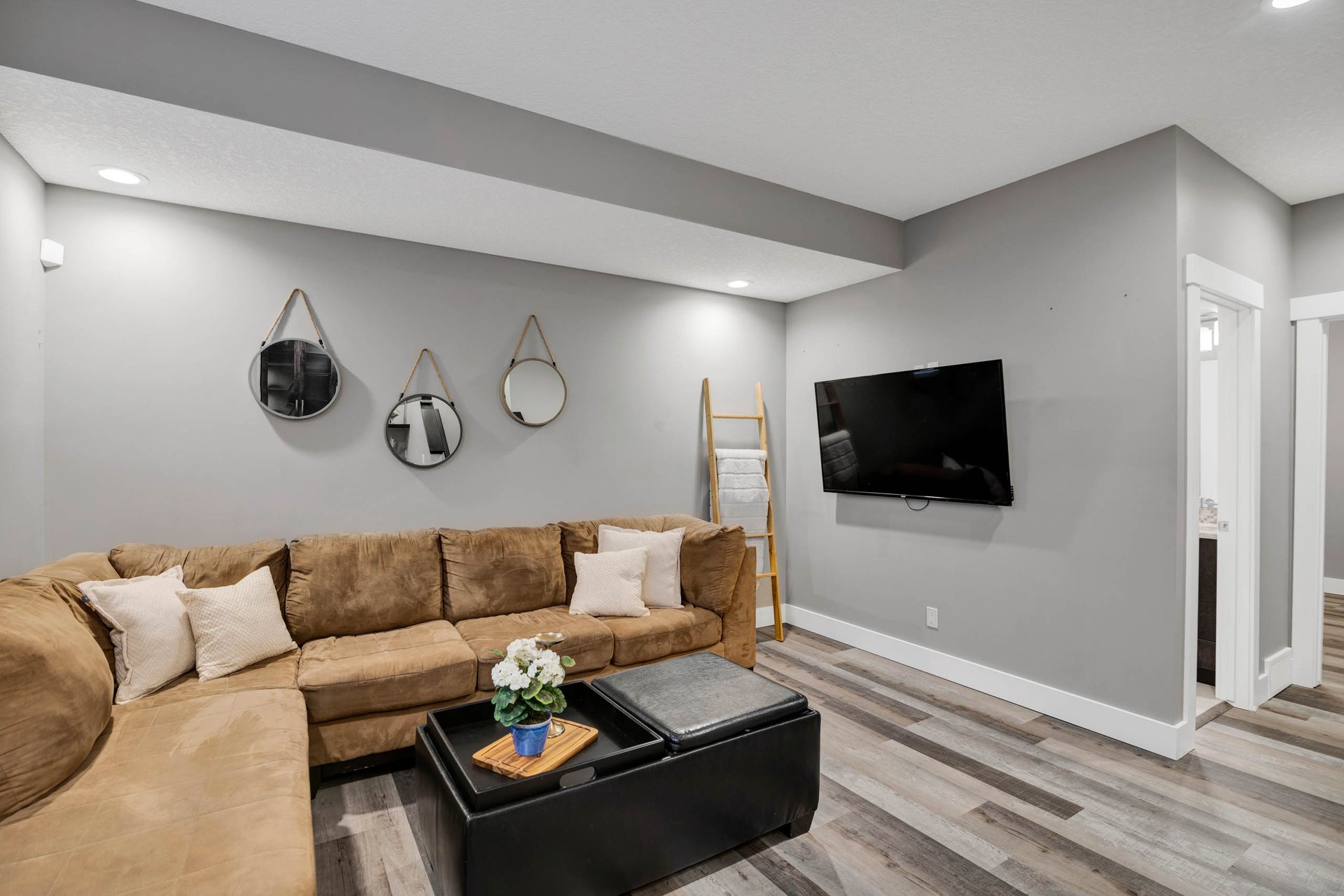 2816 34 Street SW Unit: 1
