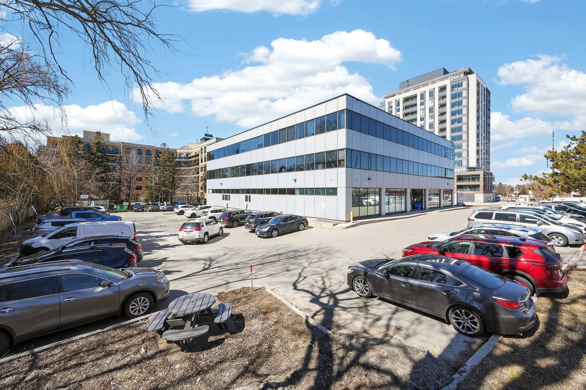 309-712 Davis Dr