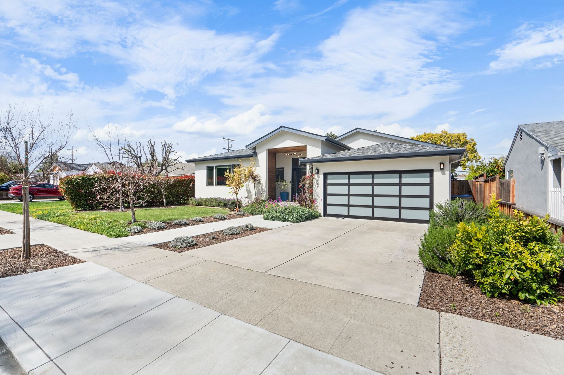 2331 Sunny Vista Dr