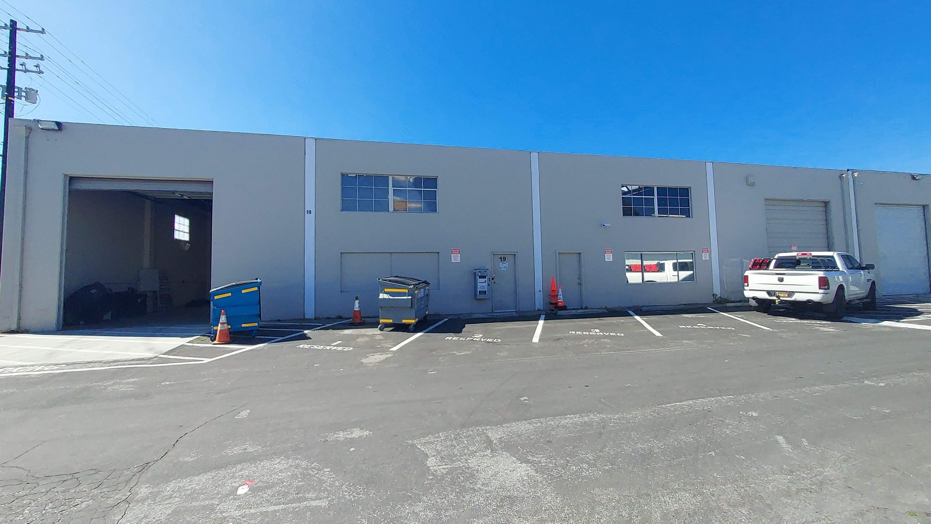 6,000 SF Warehouse for Lease in Belmont