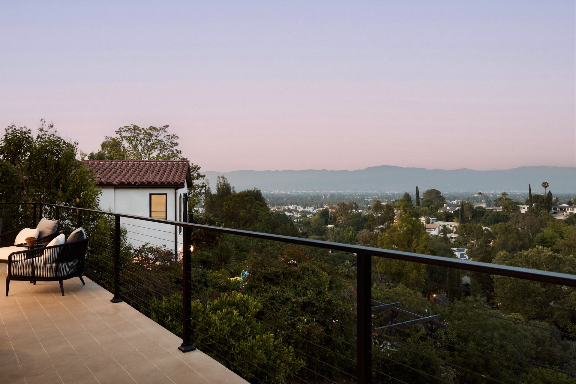 3916 Glenridge Dr, Sherman Oaks