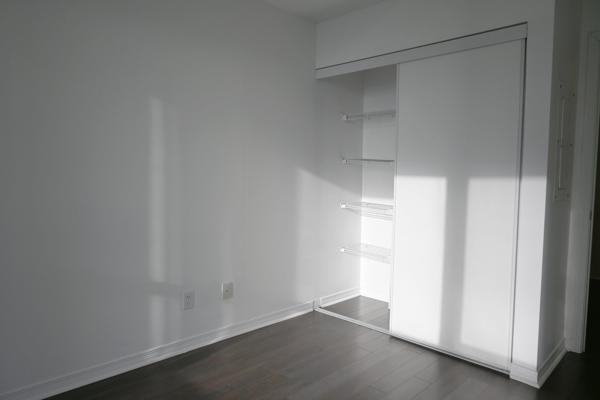 352 Front St W Unit: 2103